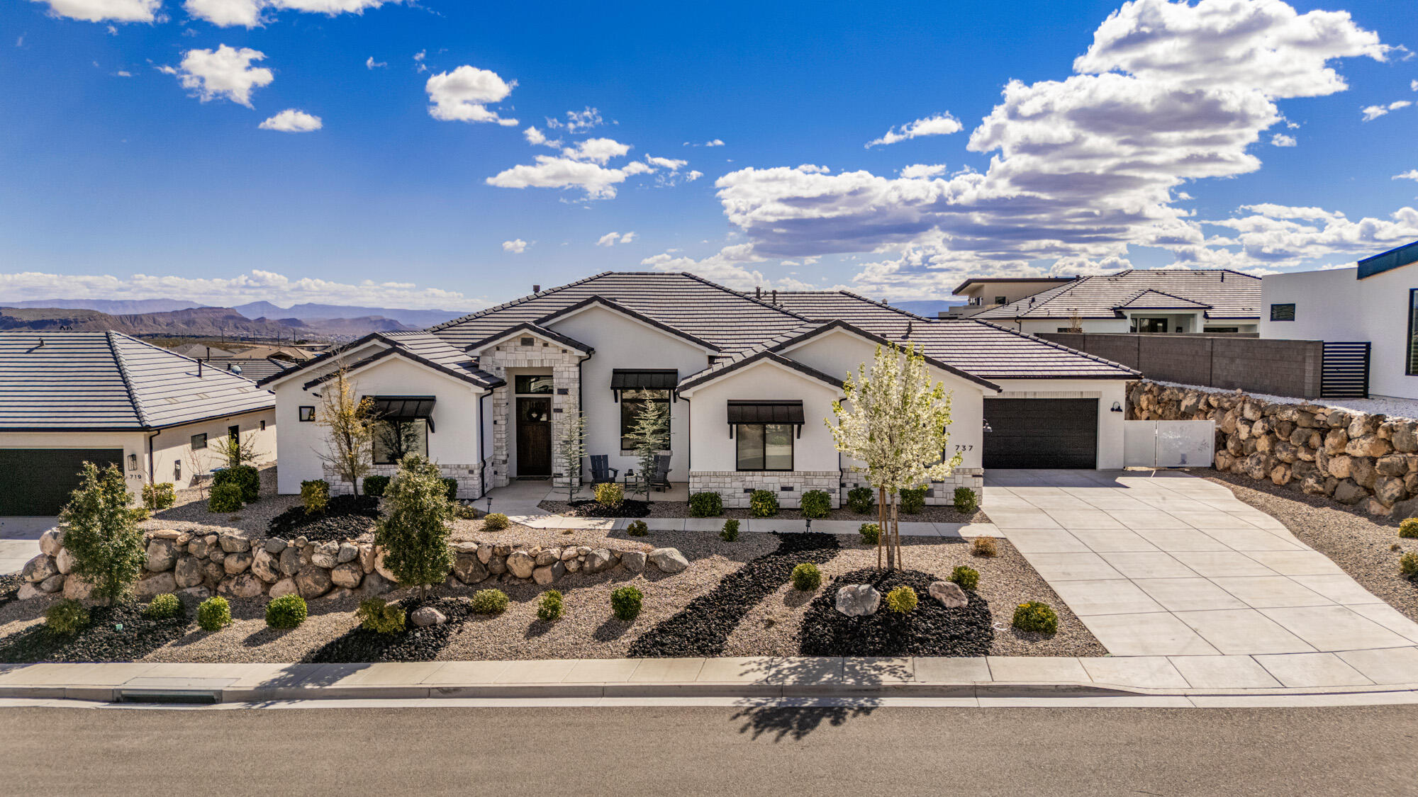 WASHINGTON VISTA - Residential