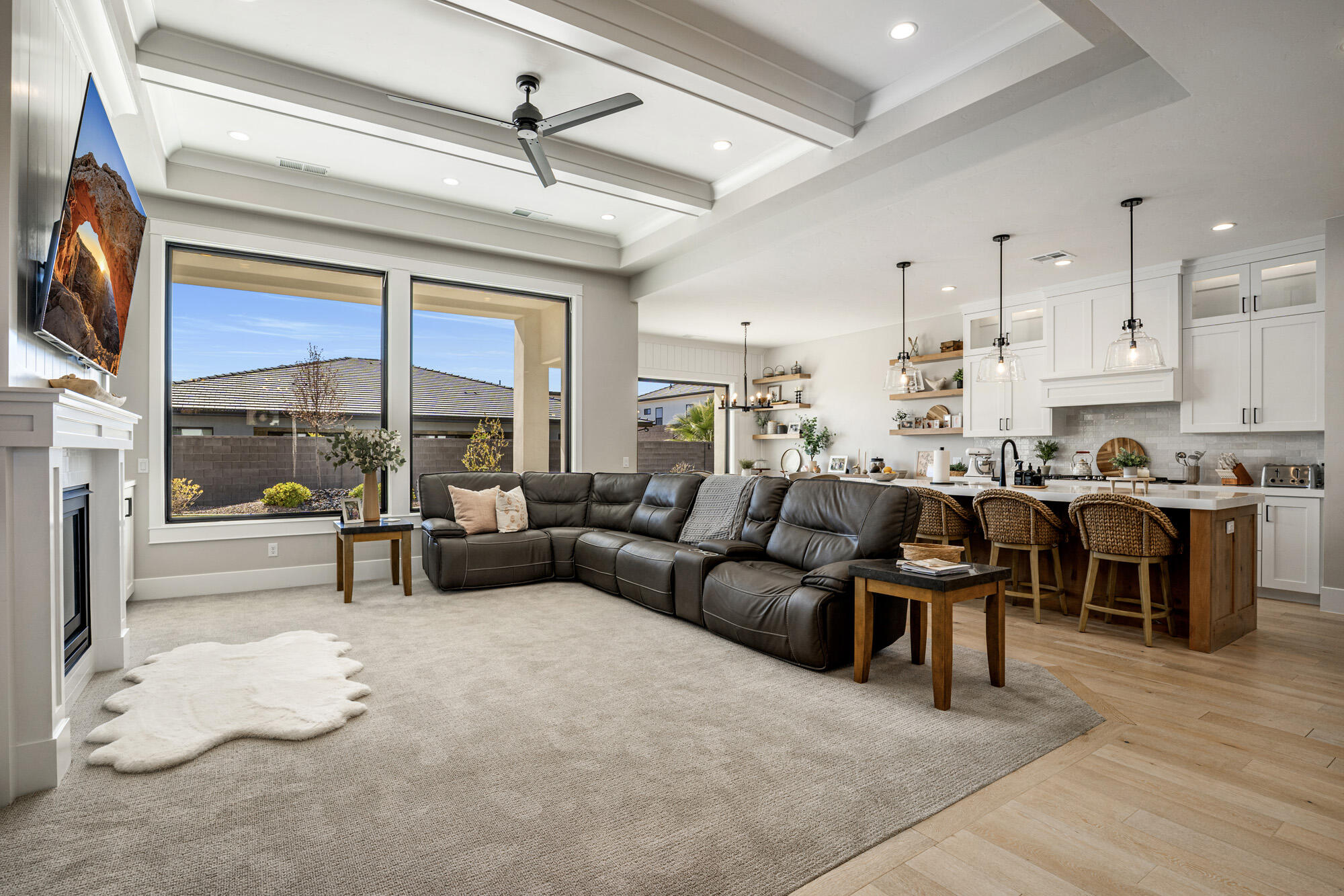 WASHINGTON VISTA - Residential