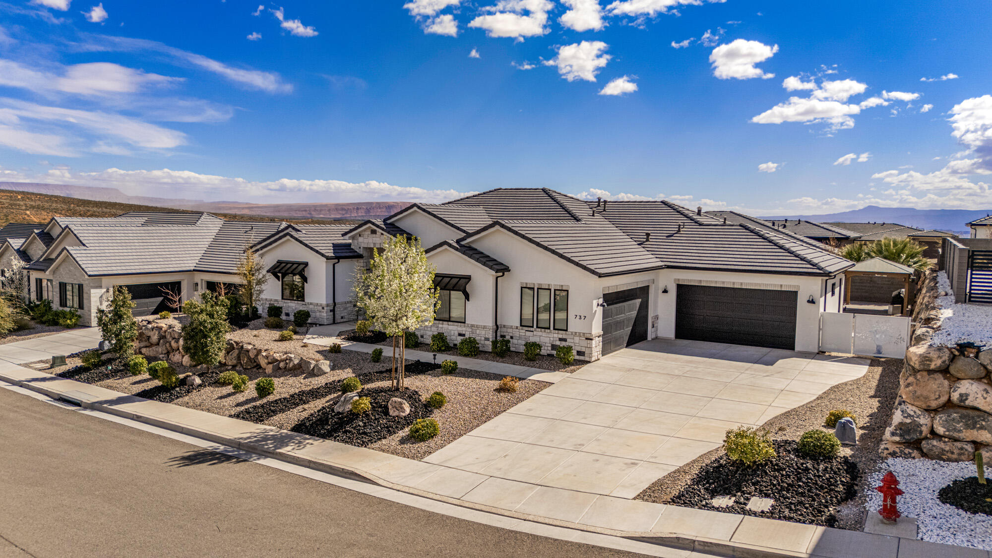 WASHINGTON VISTA - Residential