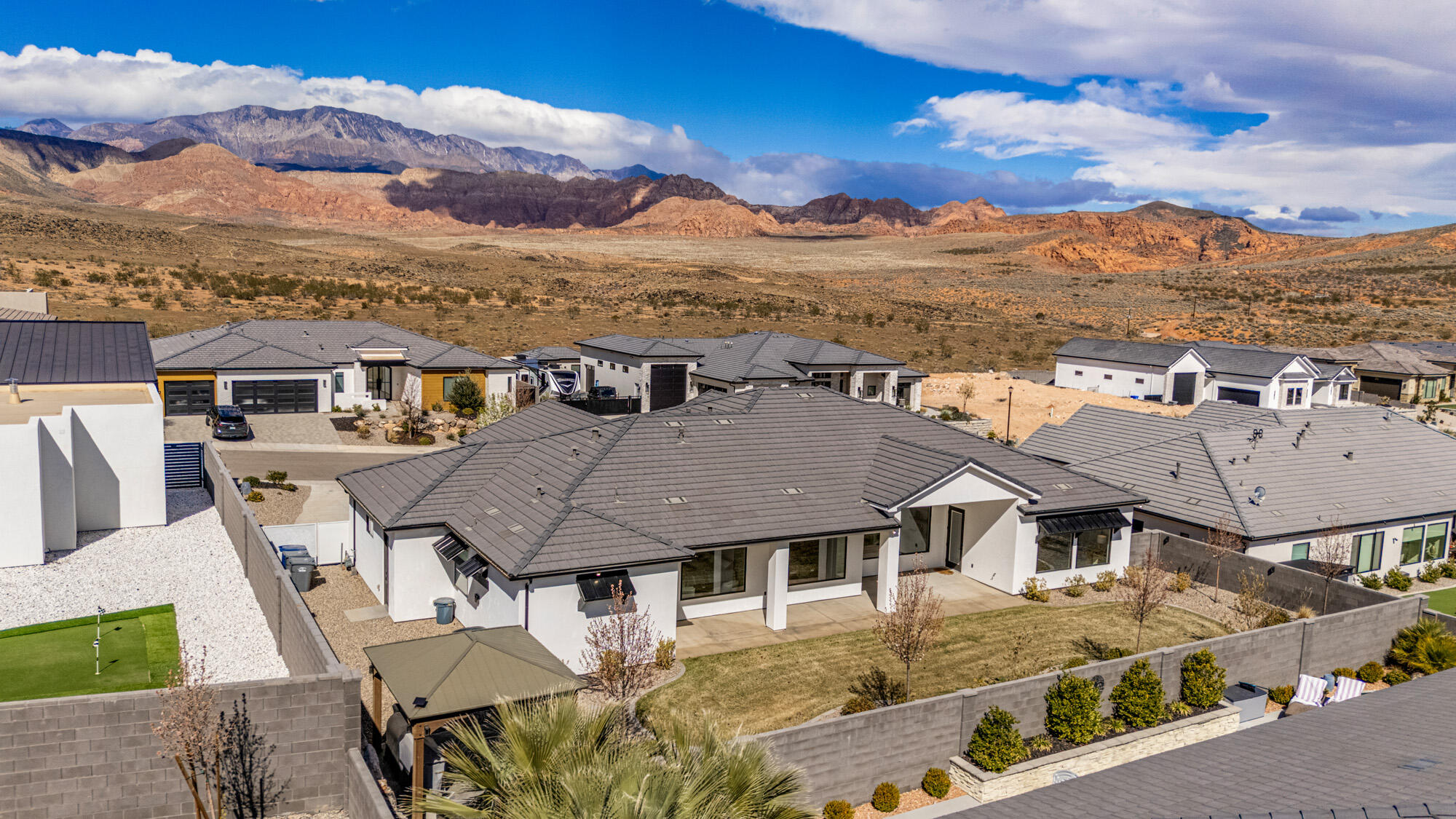 WASHINGTON VISTA - Residential