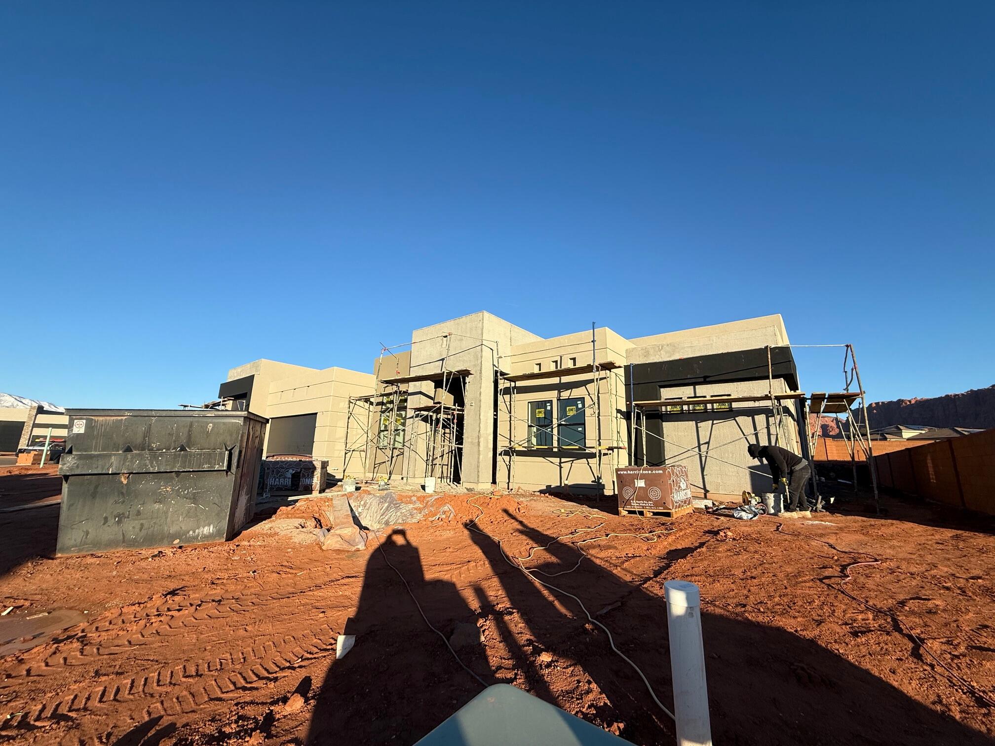 ONYX VALLEY - Residential