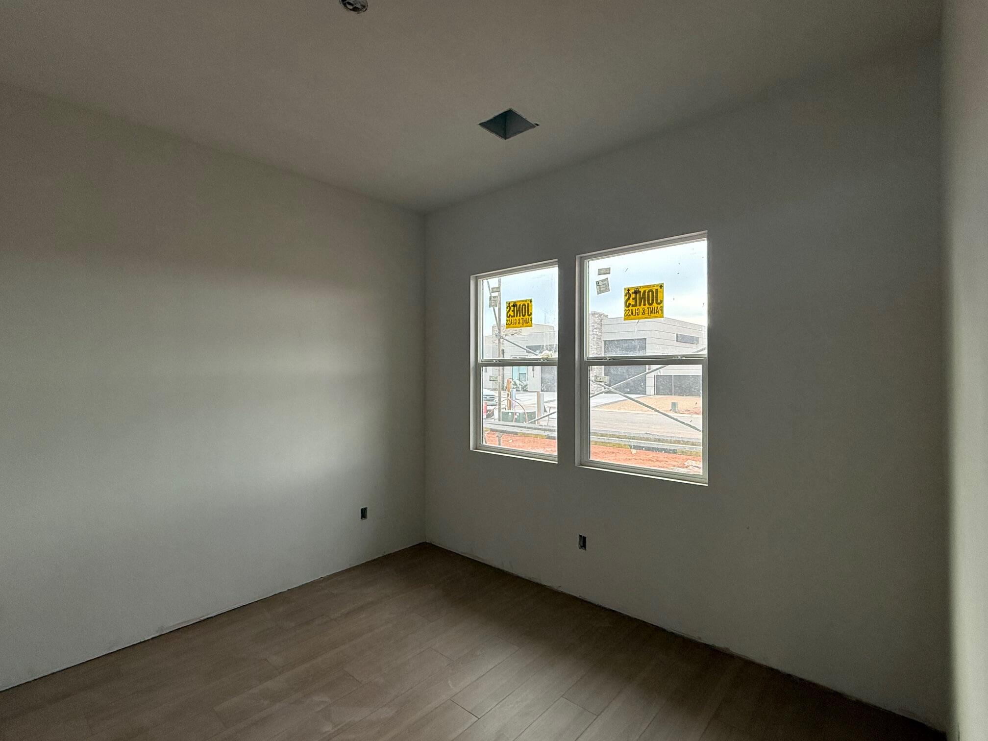 ONYX VALLEY - Residential