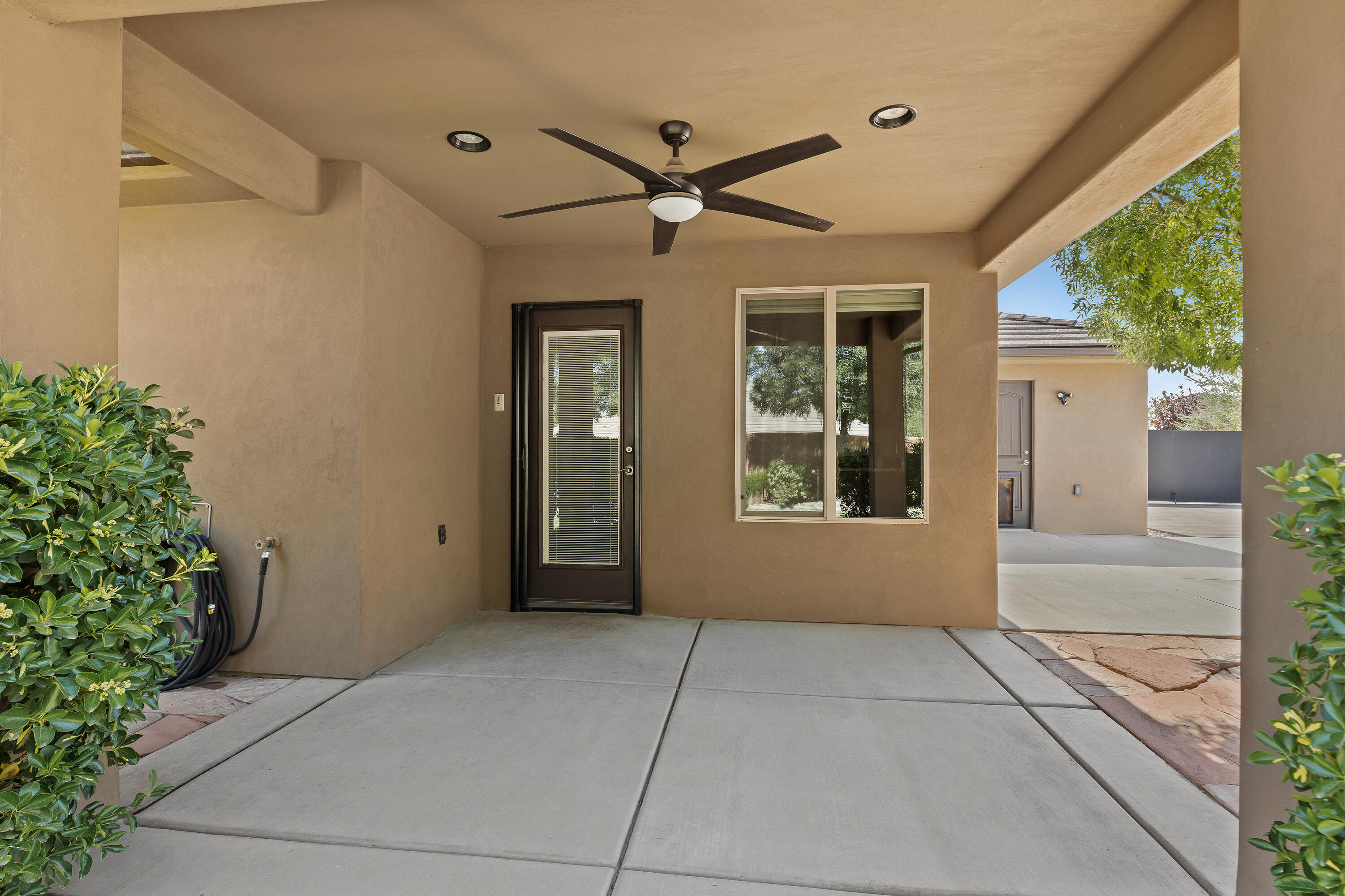 DAYBREAK PARK - Residential