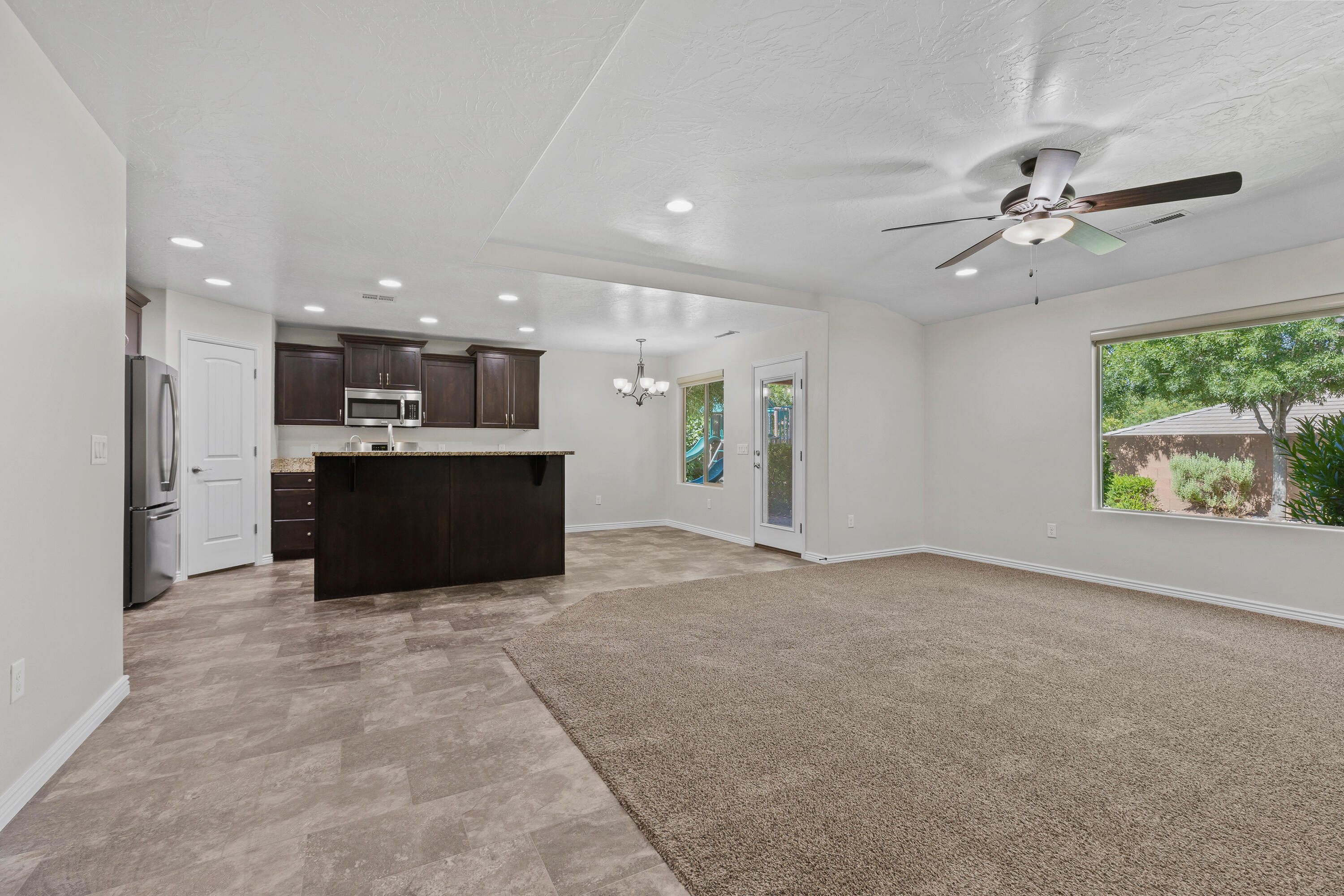 DAYBREAK PARK - Residential