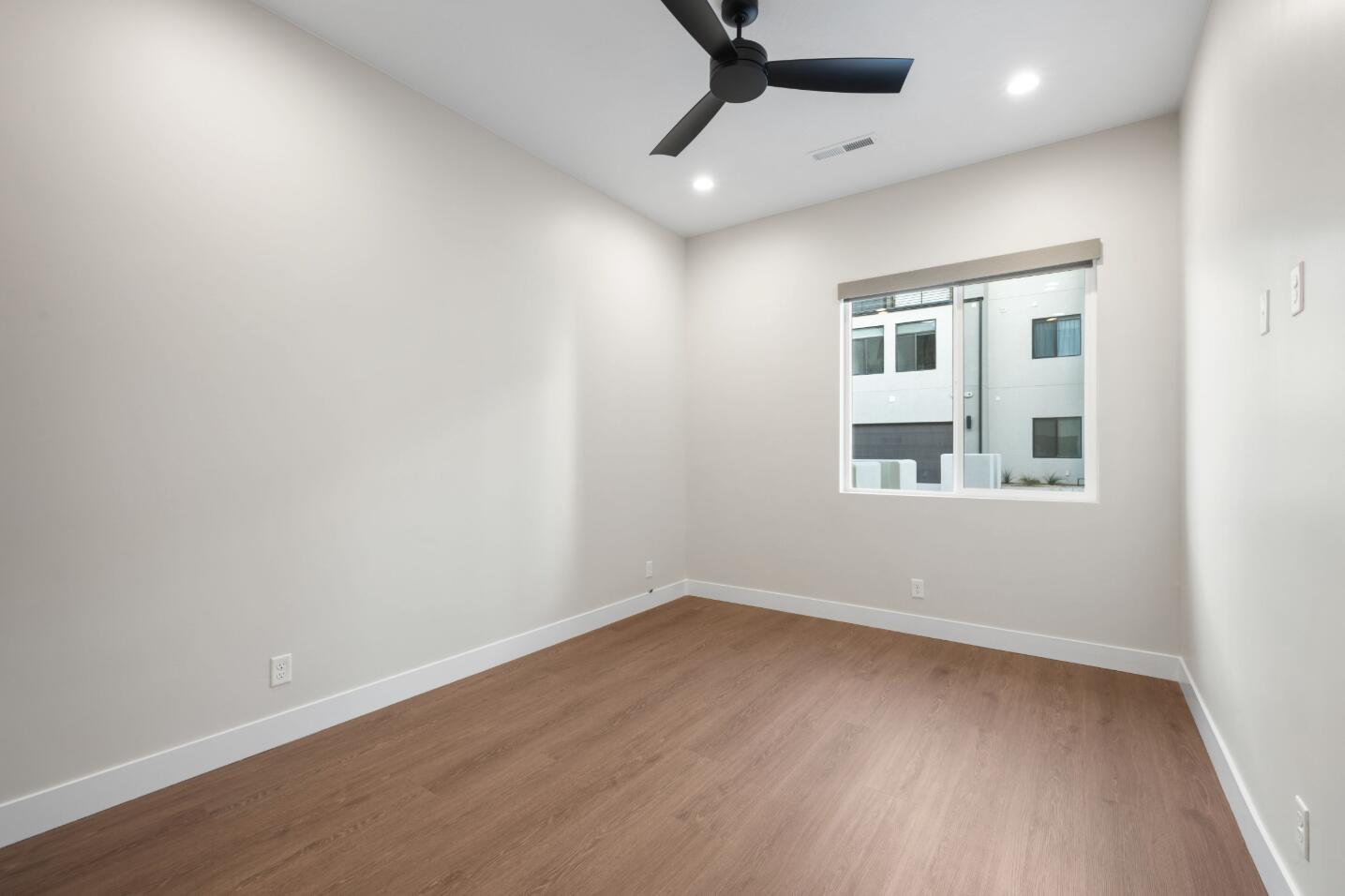 DESERT COLOR RESORT - Residential