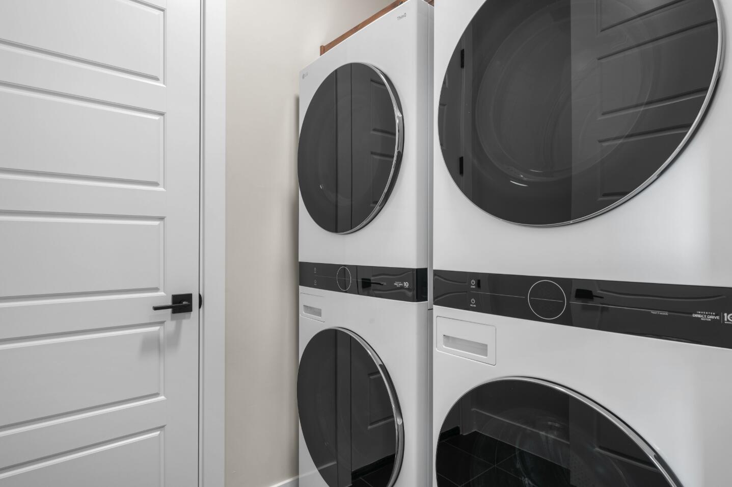 DESERT COLOR RESORT - Residential