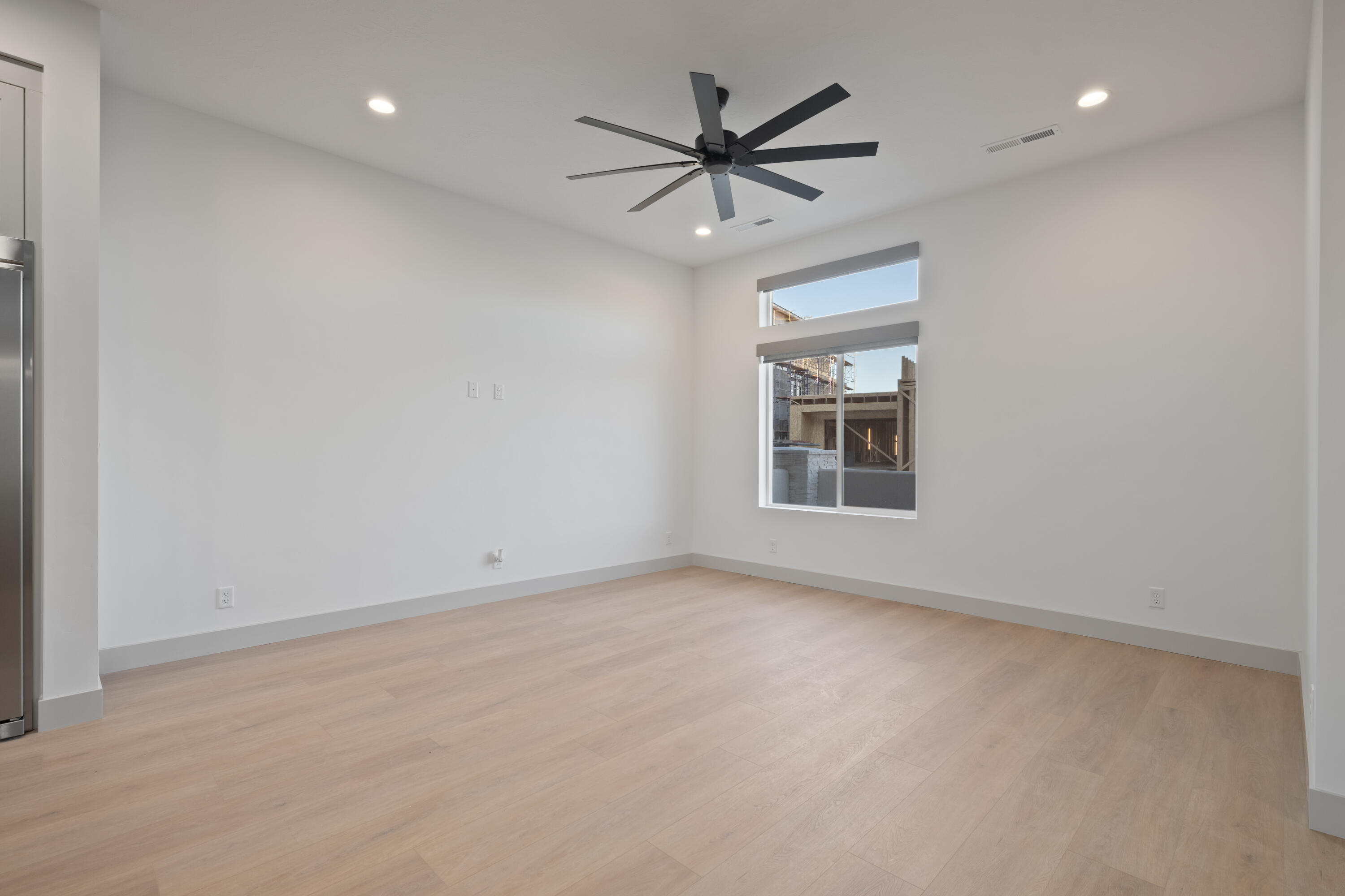 DESERT COLOR RESORT - Residential