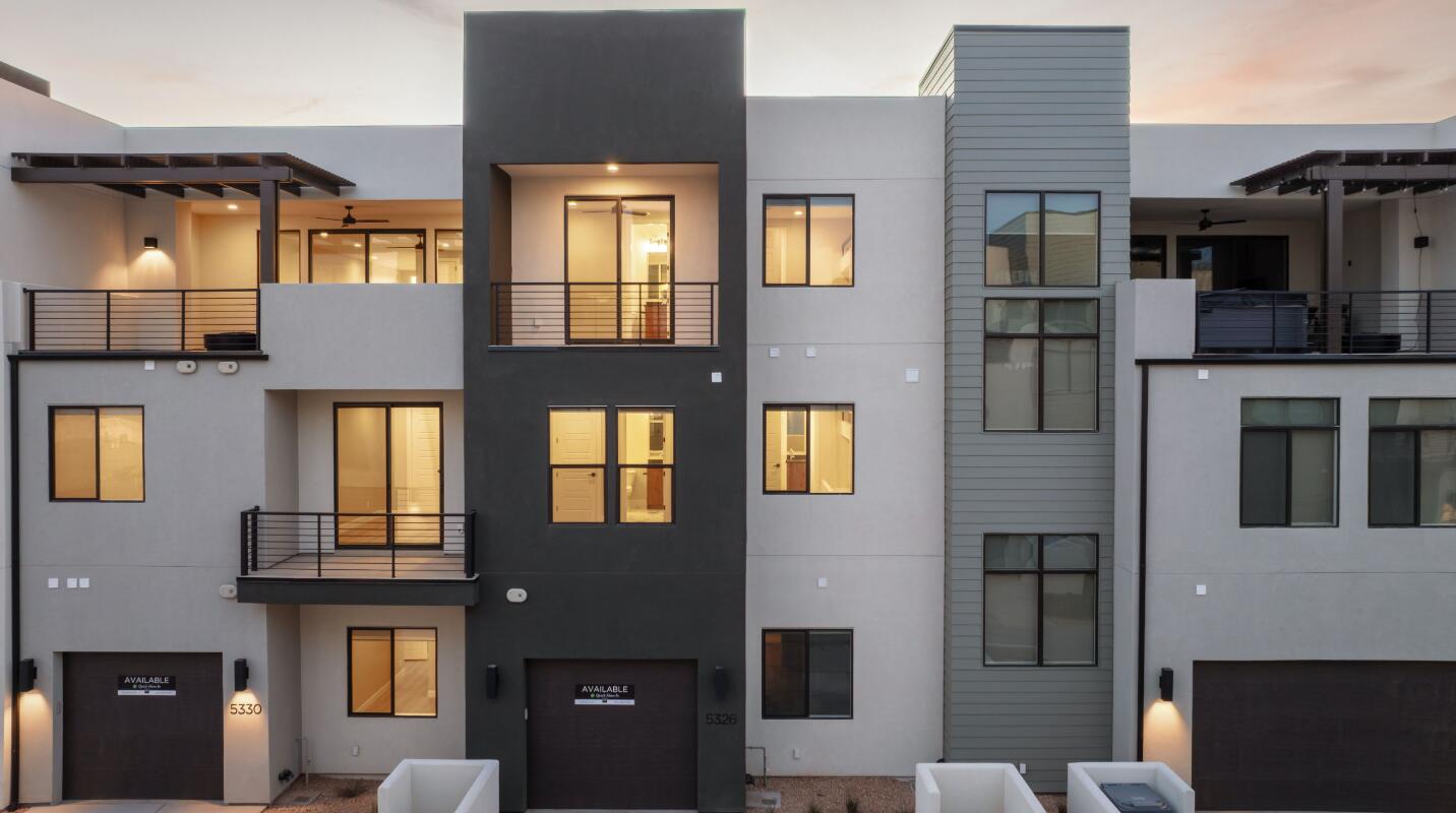 DESERT COLOR RESORT - Residential