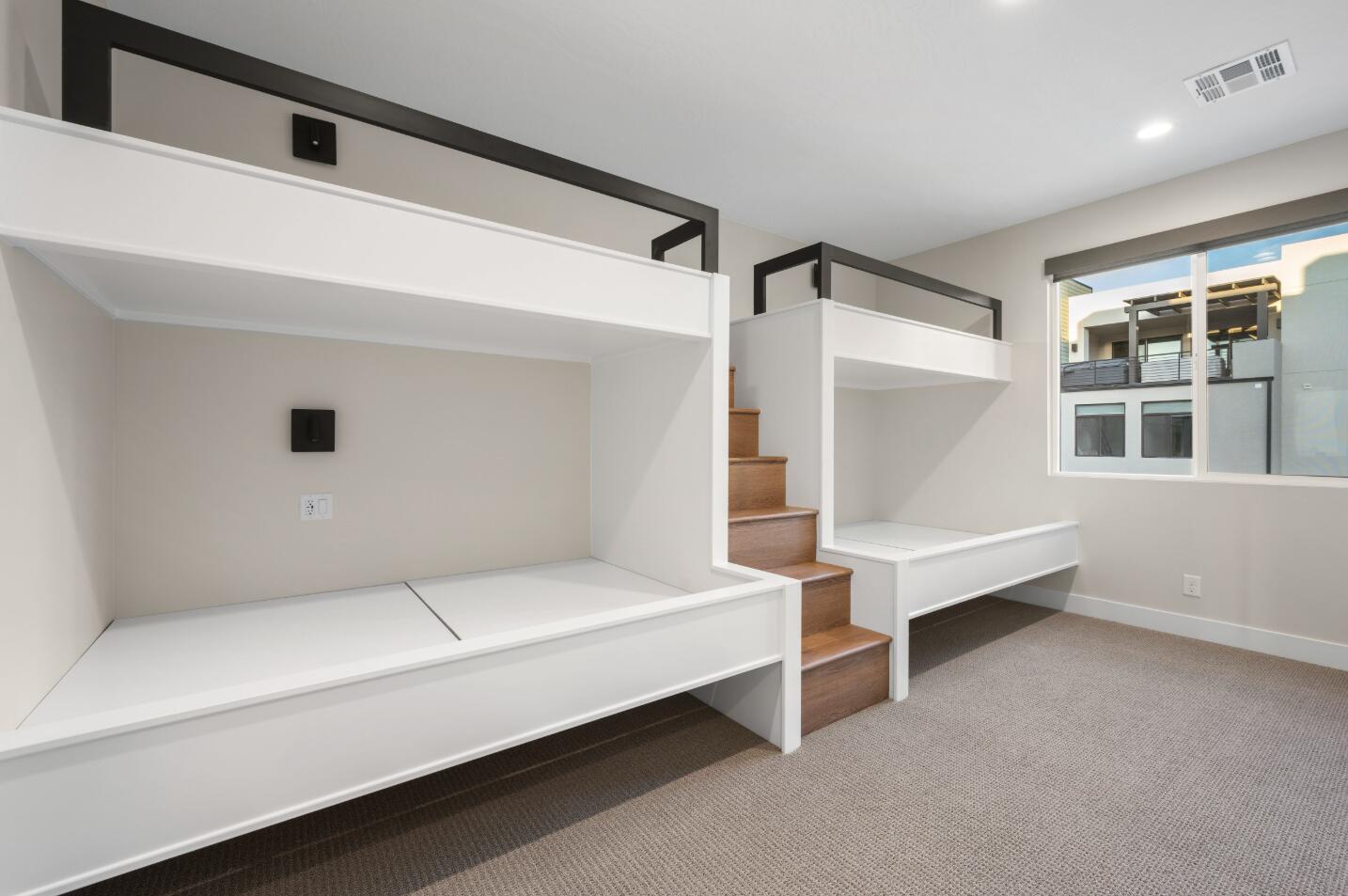 DESERT COLOR RESORT - Residential