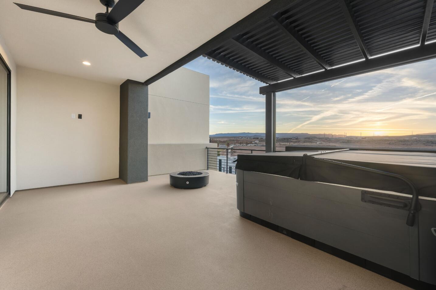 DESERT COLOR RESORT - Residential