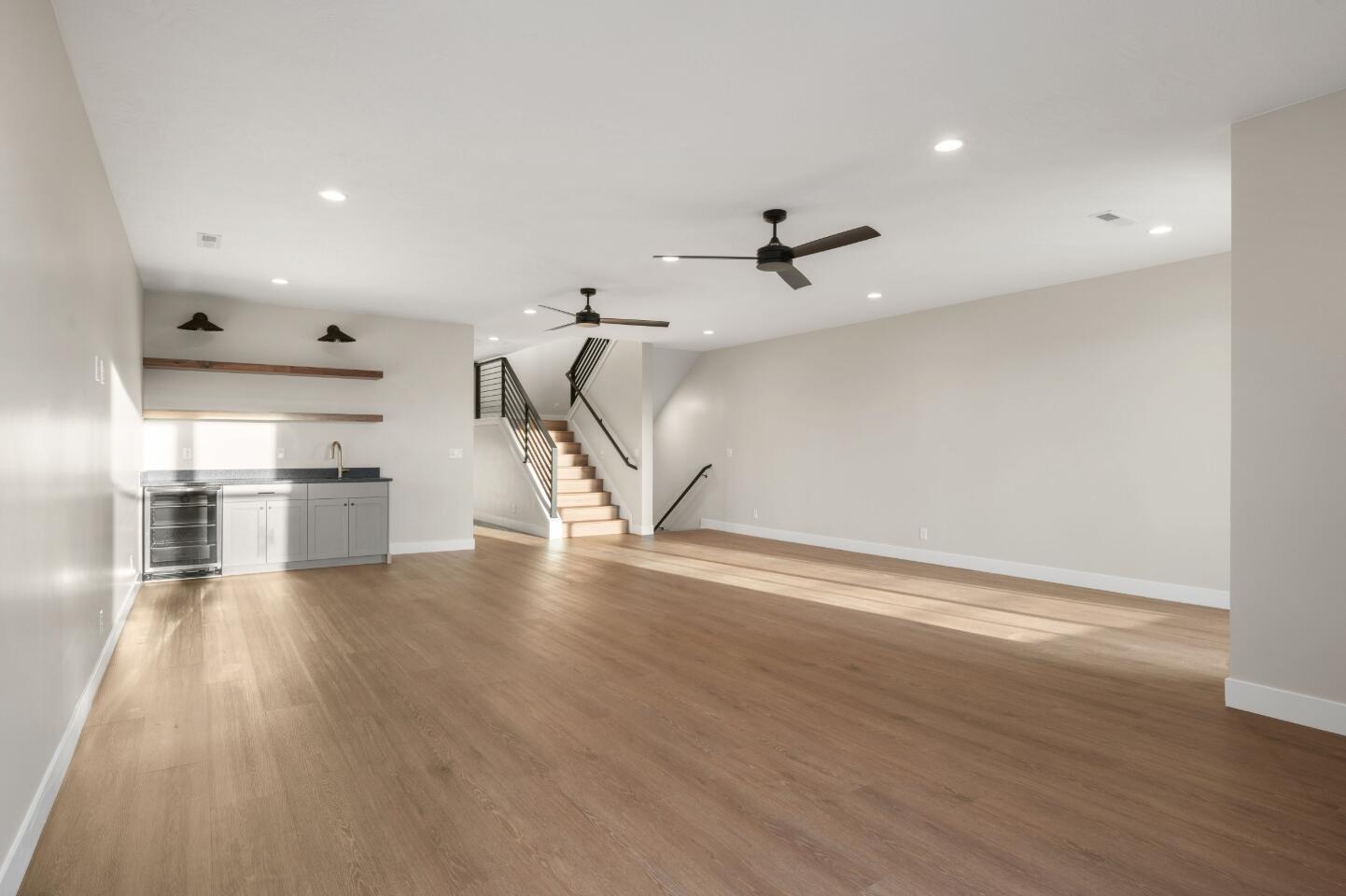 DESERT COLOR RESORT - Residential