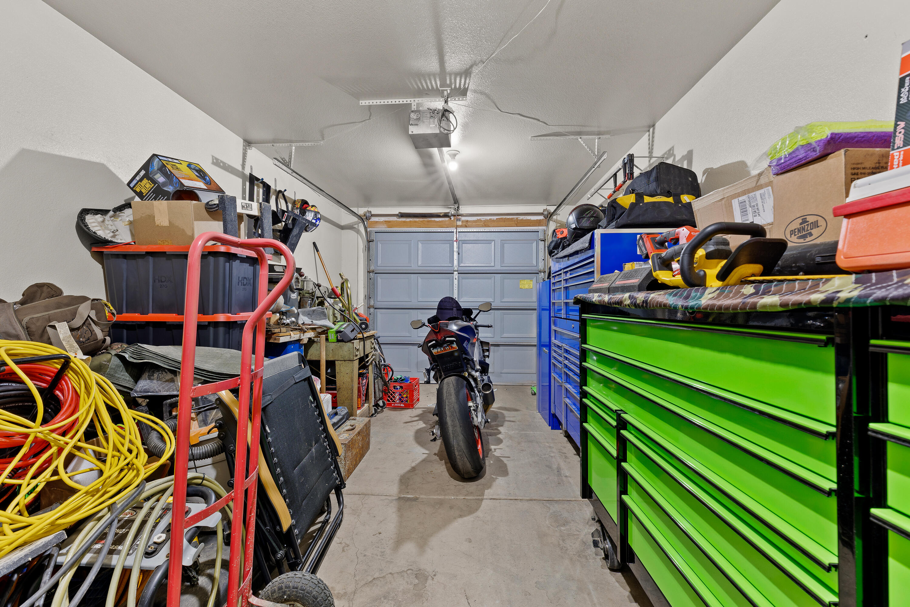 KNOLLWOOD TOWNHOMES - Residential