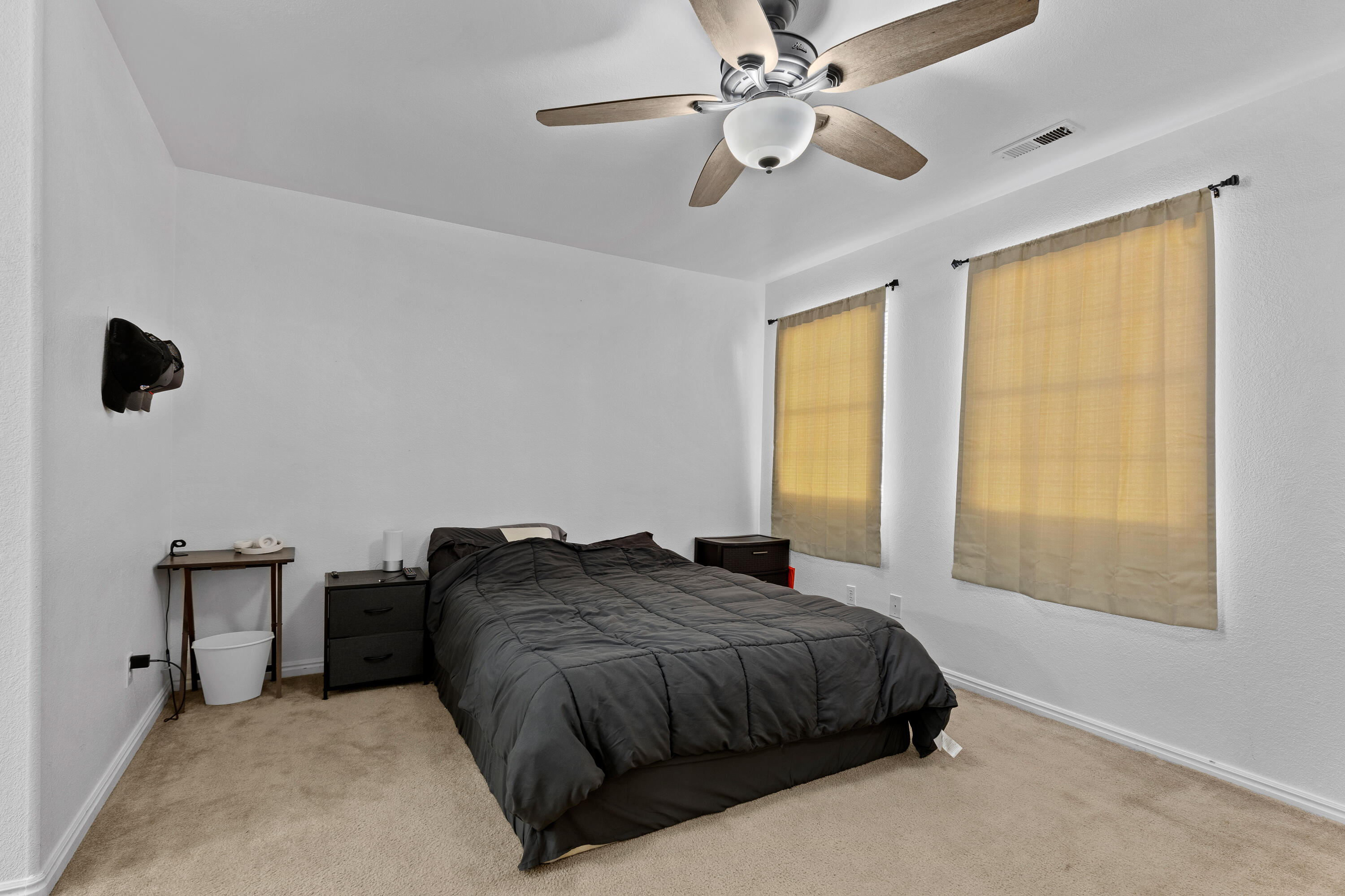 KNOLLWOOD TOWNHOMES - Residential