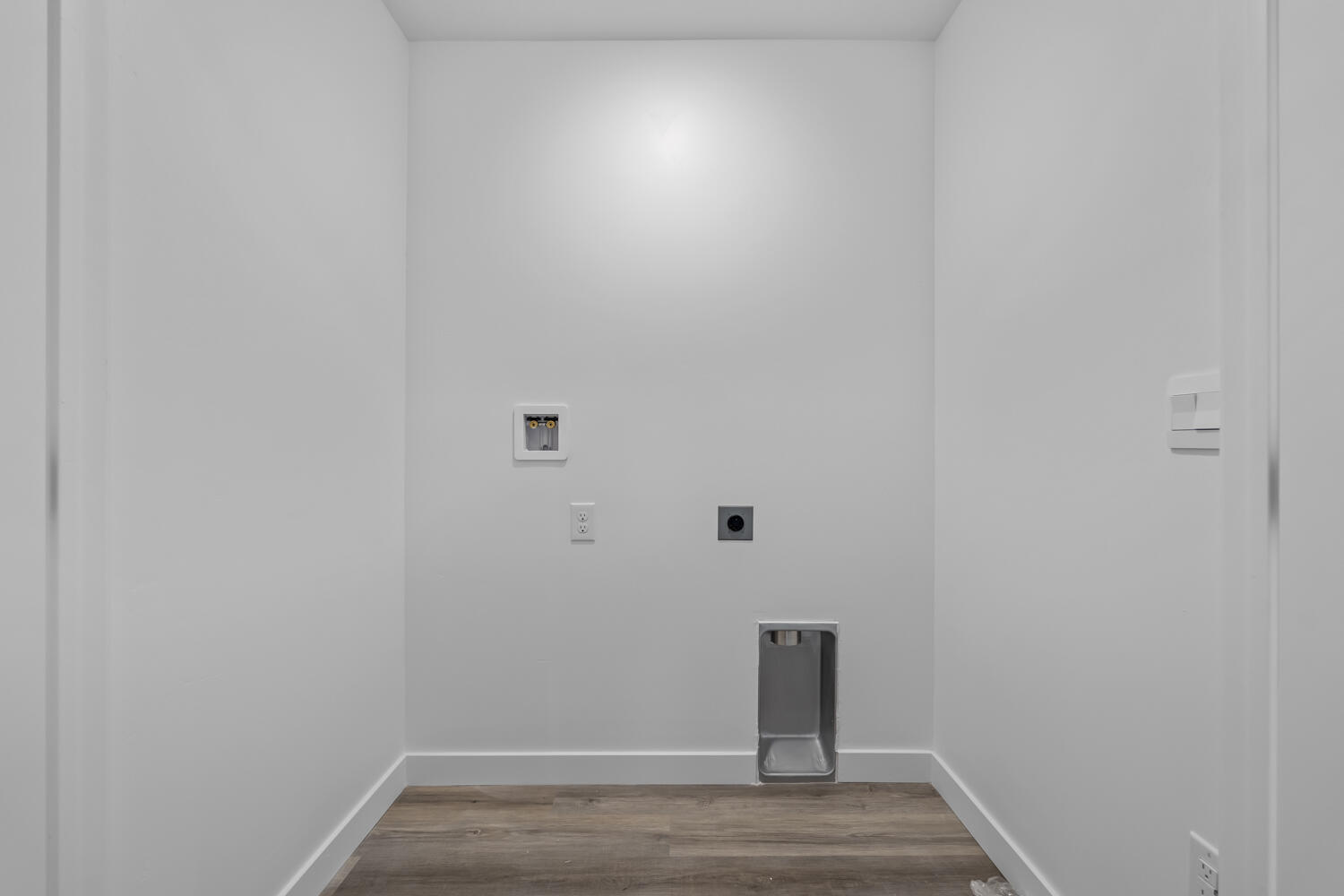 LAVENDER CANYON AT LONG VALLEY - Residential