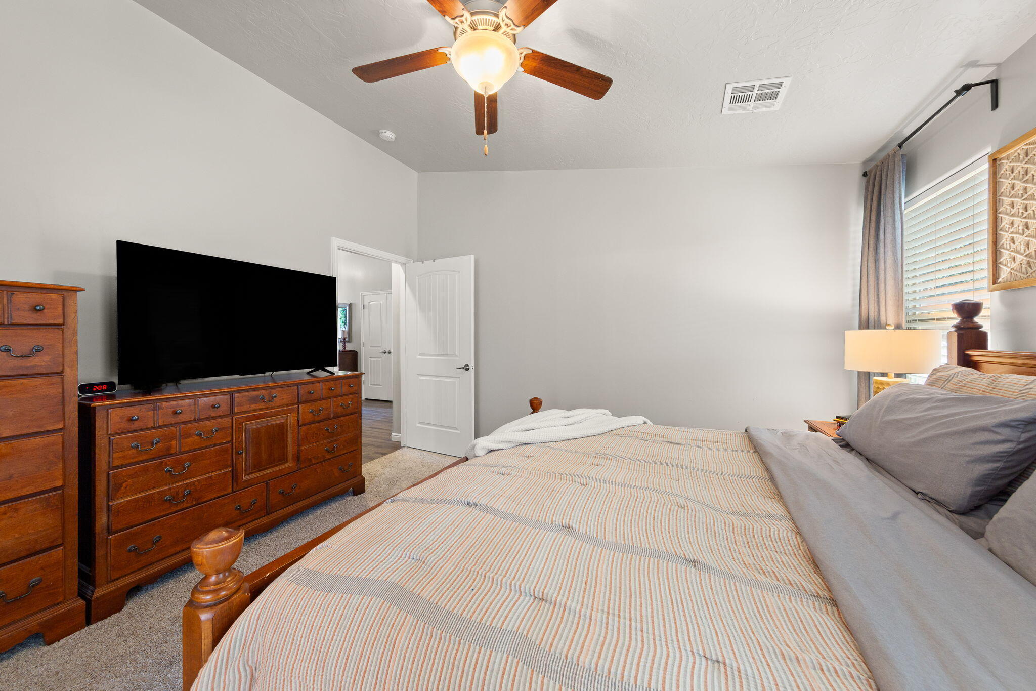 TUPELO ESTATES - Residential