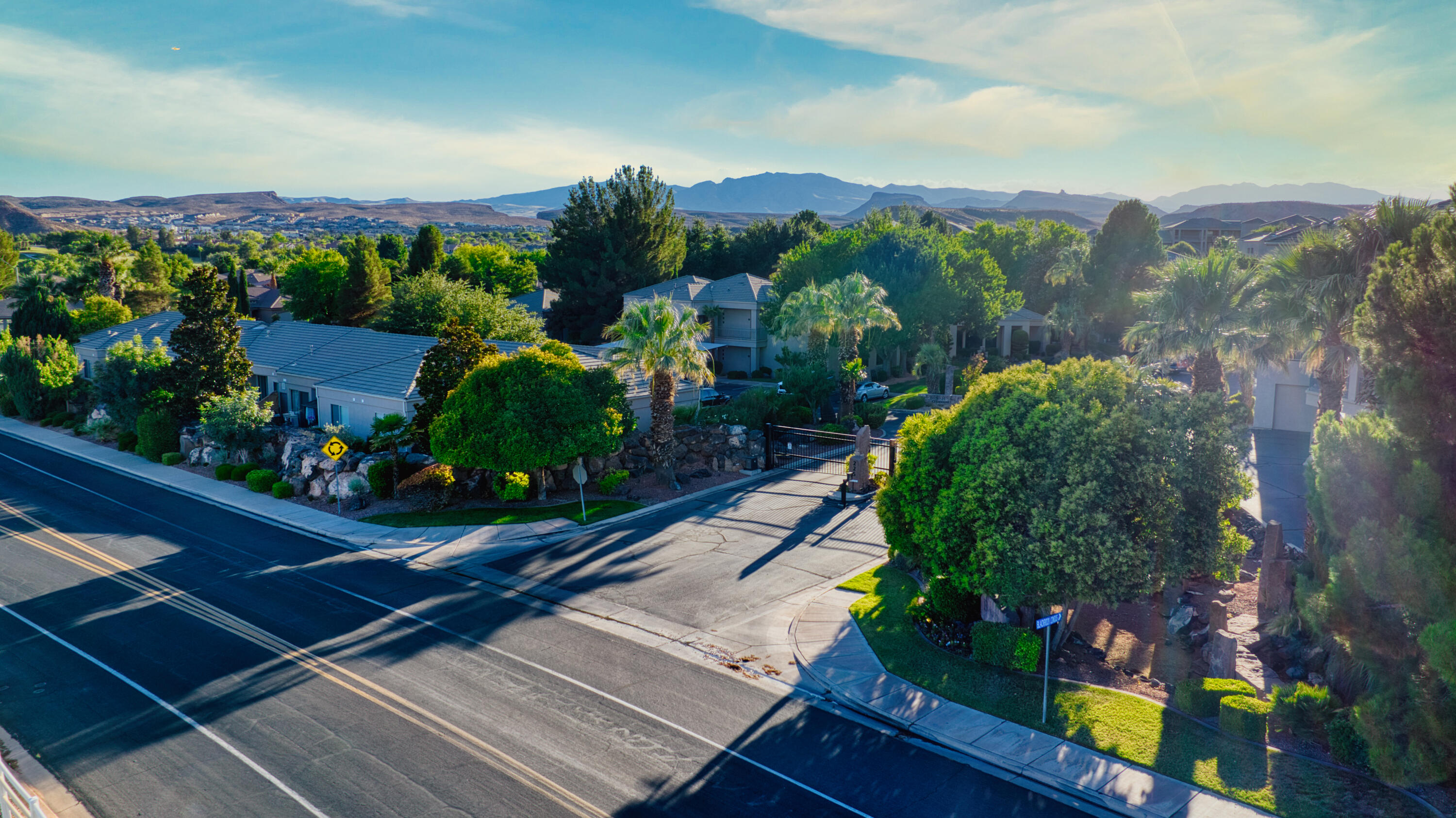 BLACKROCK CONDOS AT STONEBRIDGE - Residential