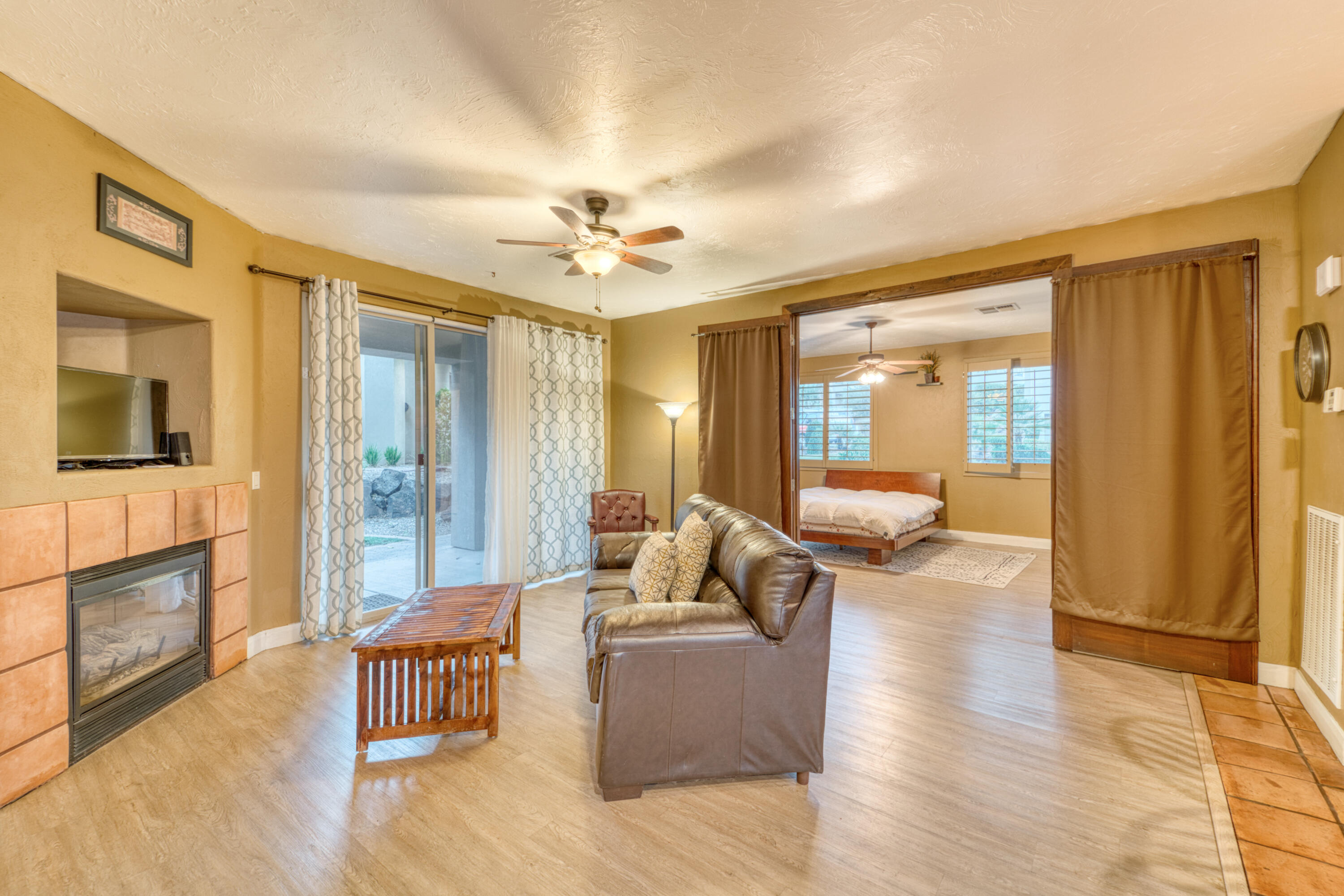 BLACKROCK CONDOS AT STONEBRIDGE - Residential