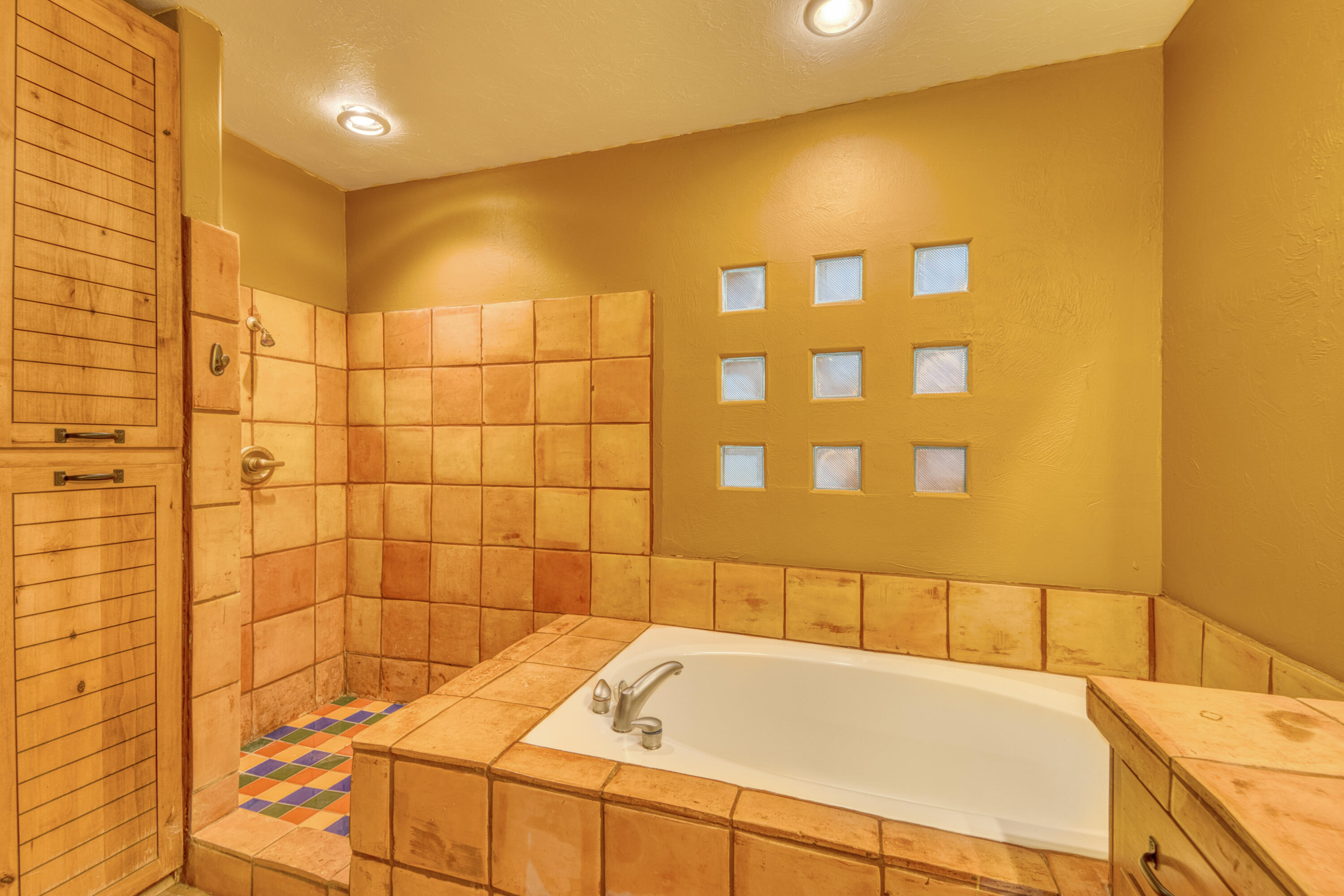 BLACKROCK CONDOS AT STONEBRIDGE - Residential