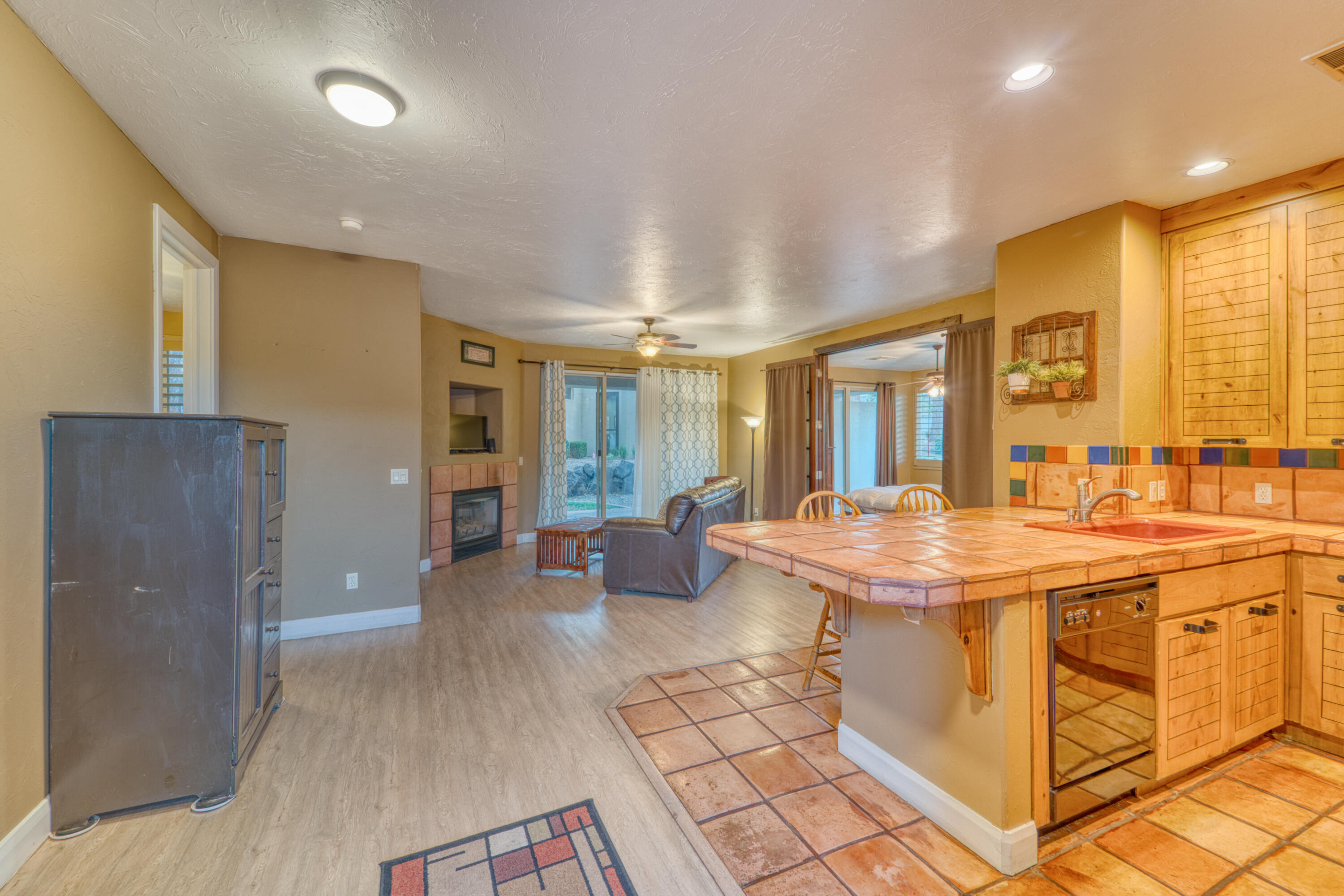 BLACKROCK CONDOS AT STONEBRIDGE - Residential