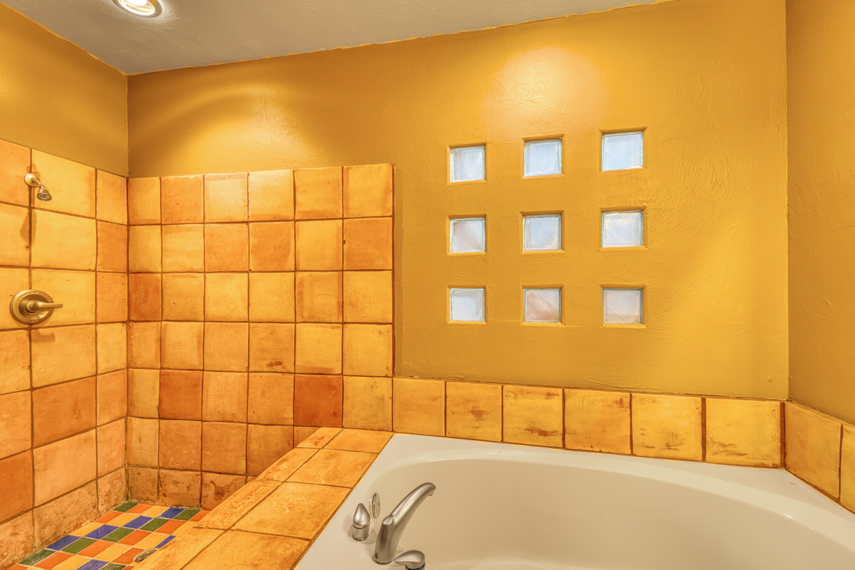 BLACKROCK CONDOS AT STONEBRIDGE - Residential