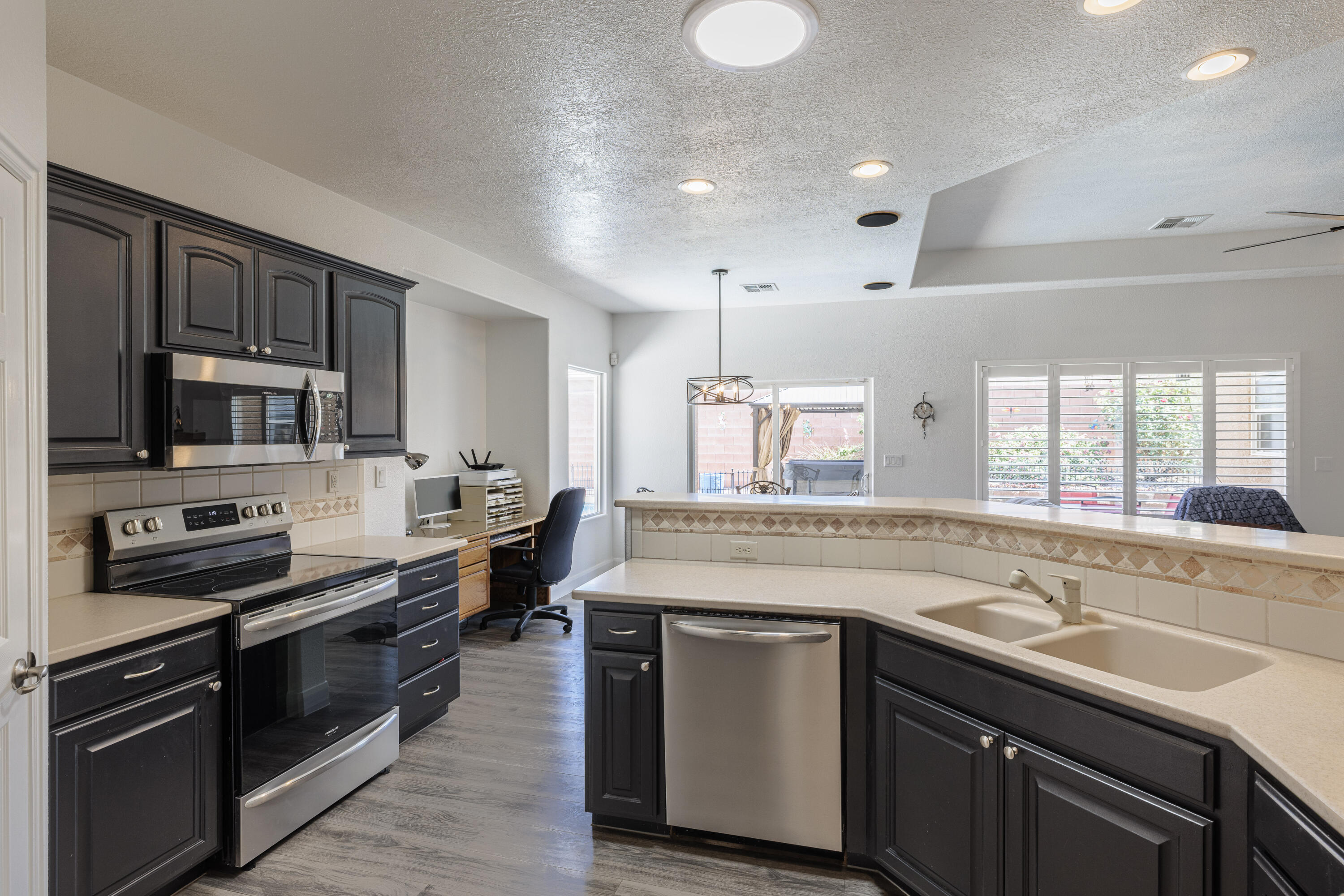 SKY RIDGE HOMESITES - Residential