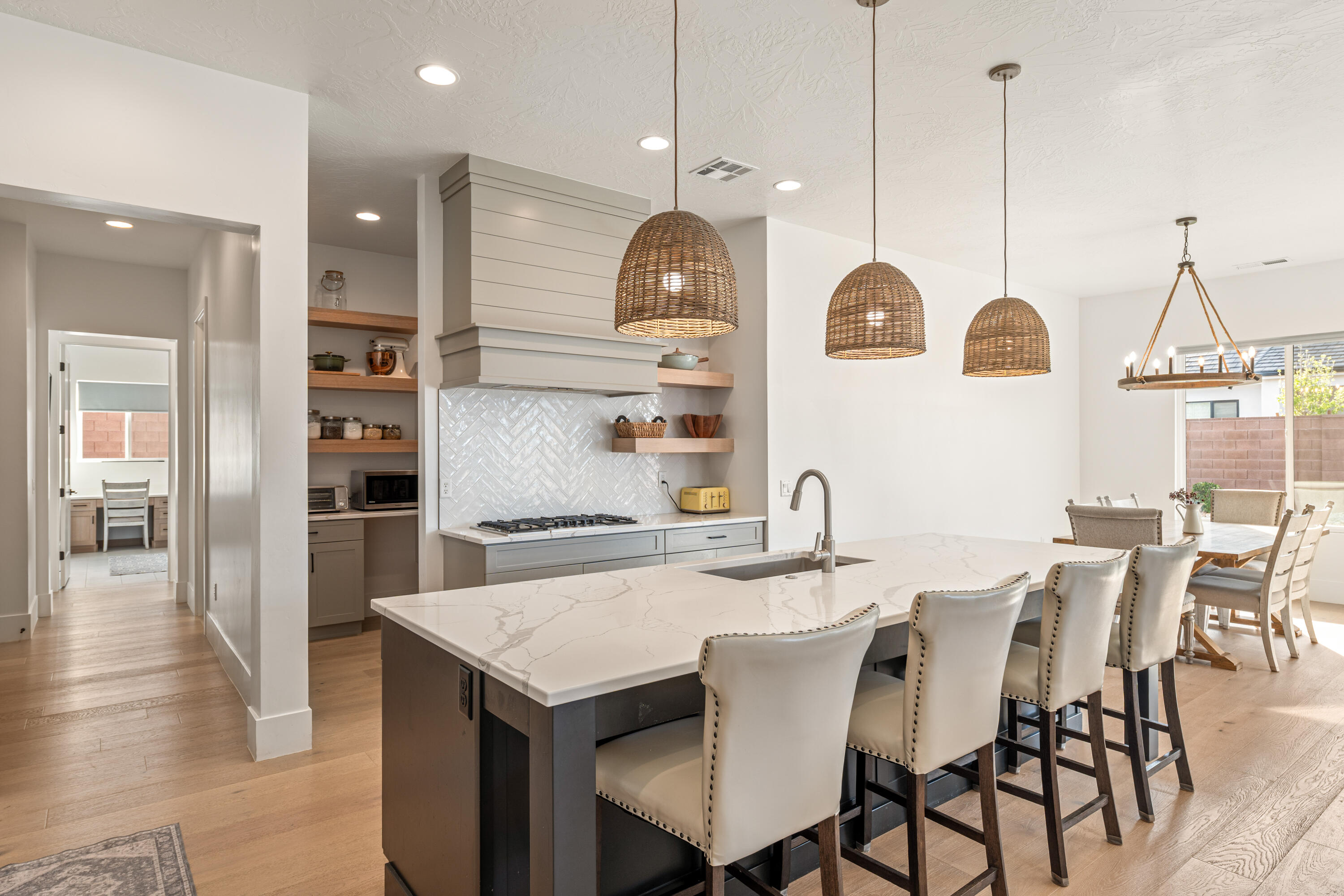 DESERT SAGE - Residential