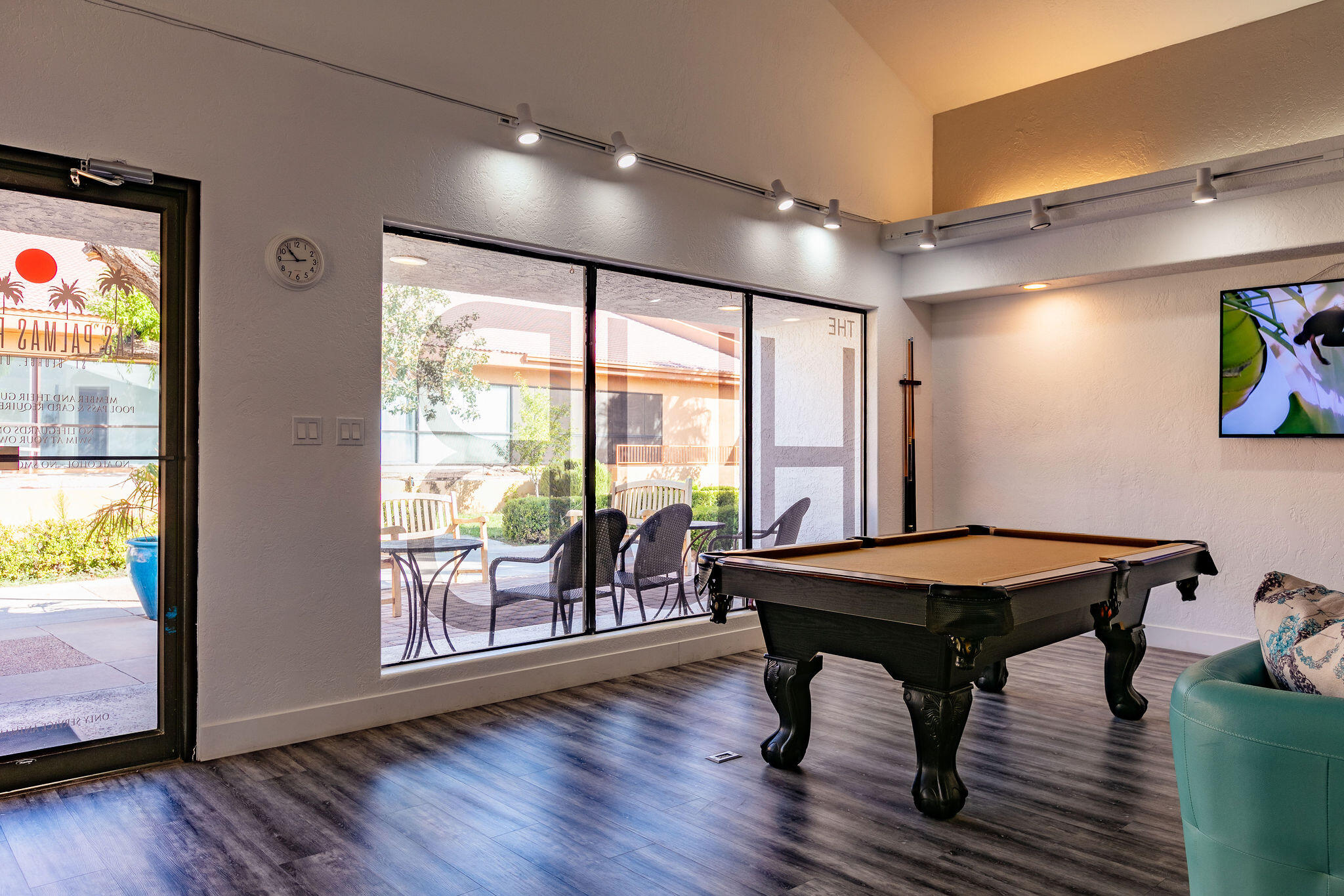 LAS PALMAS RESORT CONDOS - Residential