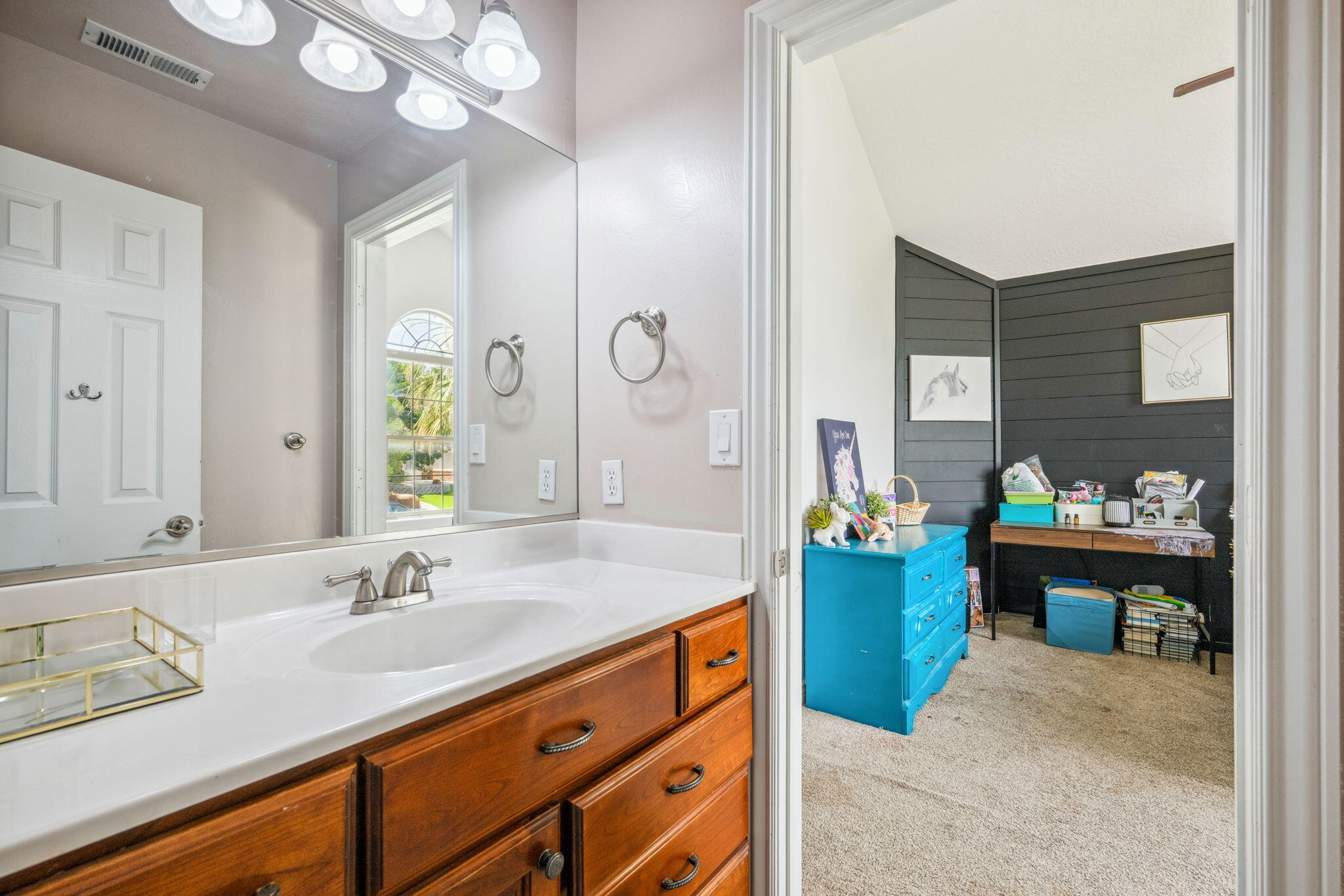 SAGE HOLLOW - Residential