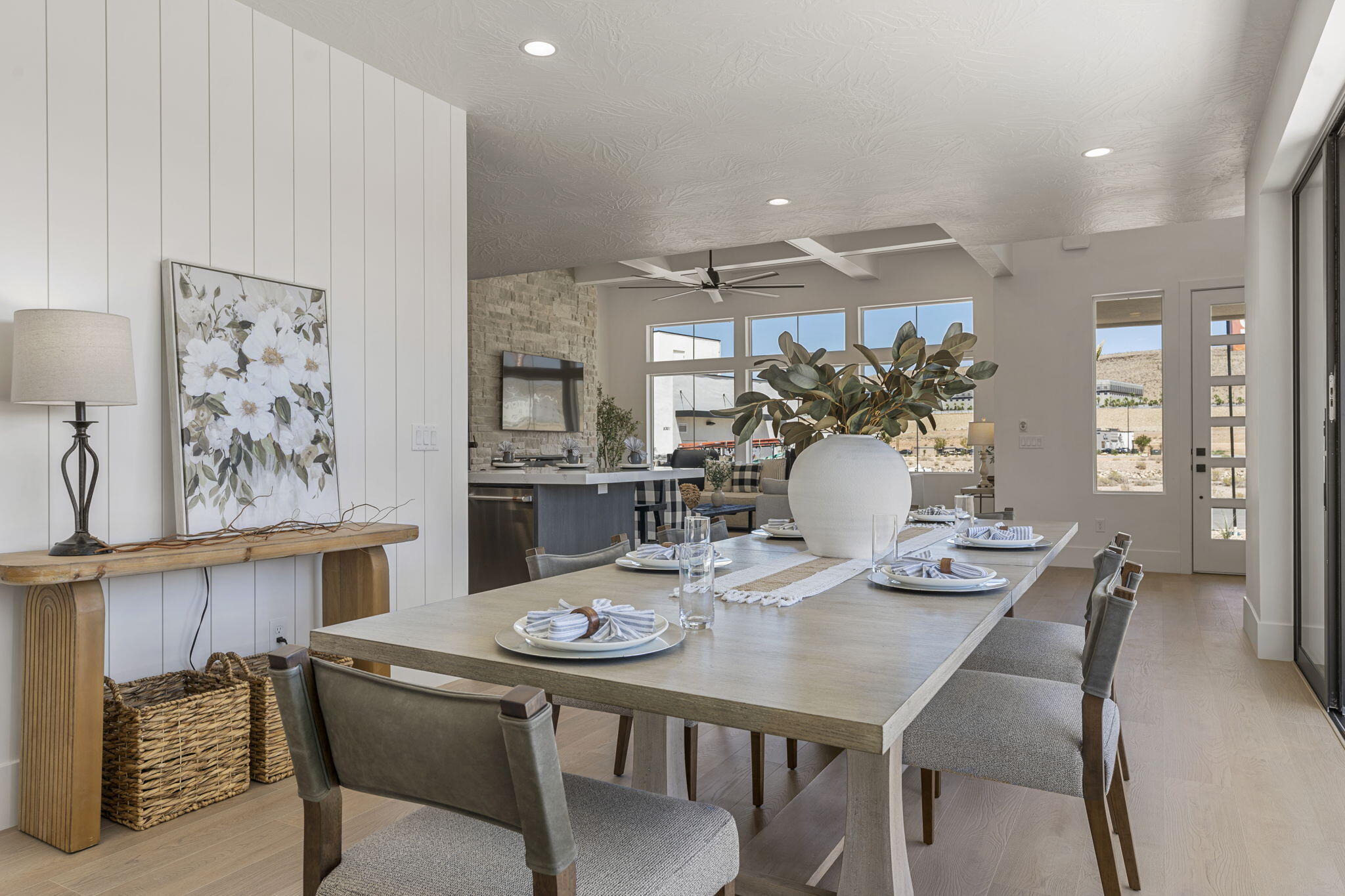 DESERT COLOR RESORT - Residential