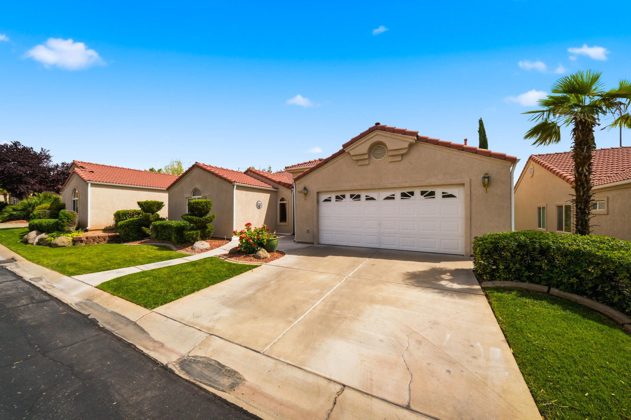 SILVERCREEK TOWNHOMES - Residential