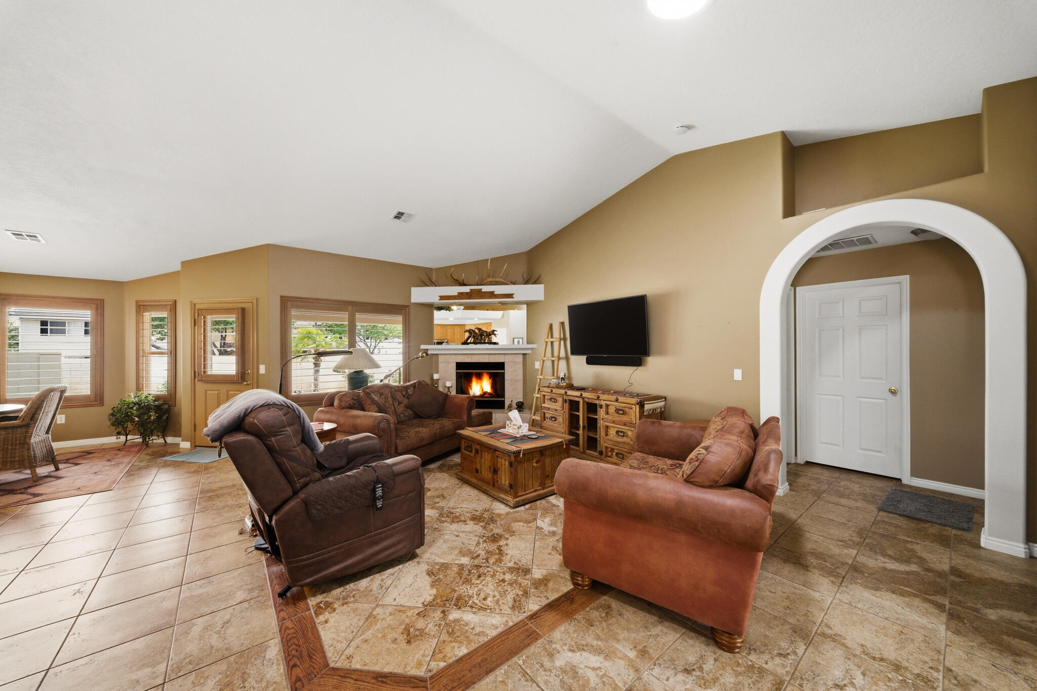 SILVERCREEK TOWNHOMES - Residential