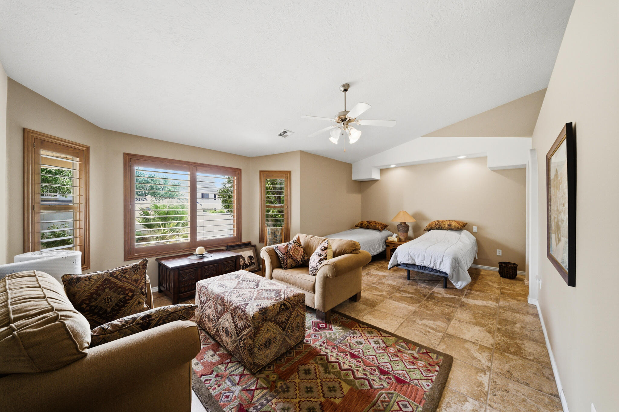 SILVERCREEK TOWNHOMES - Residential