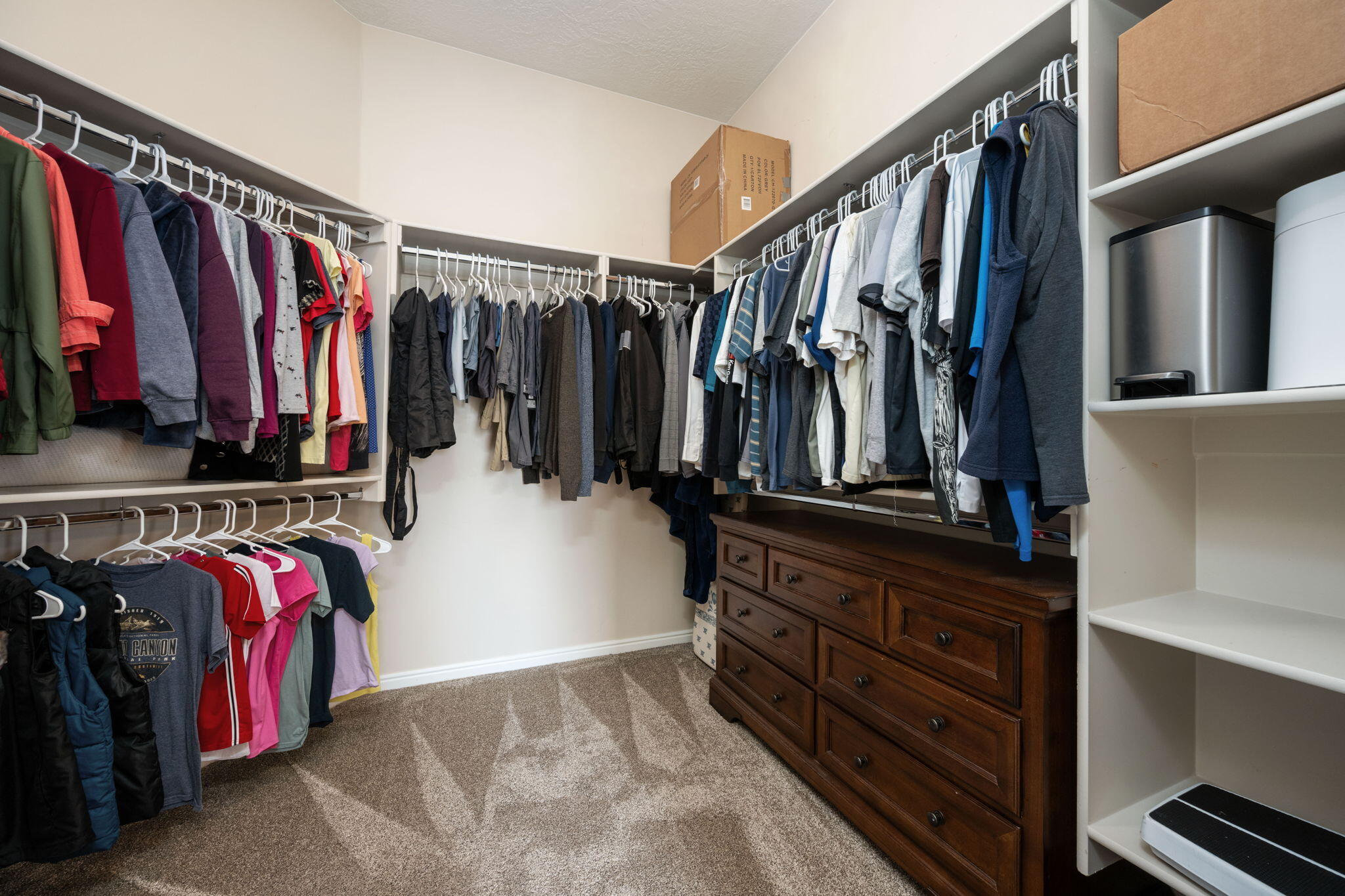 SUGAR PLUM IN THE FIELDS - Residential