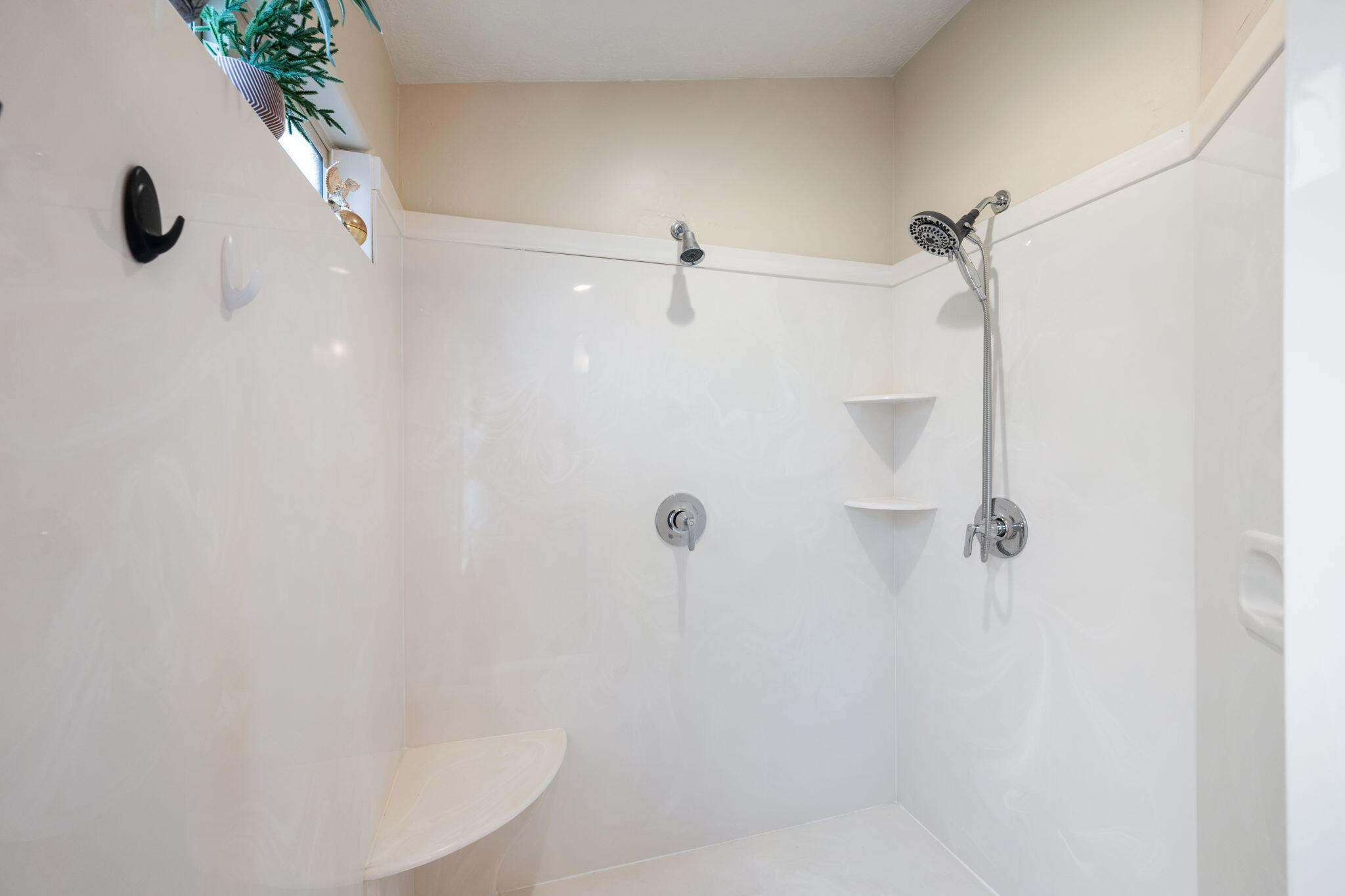 SUGAR PLUM IN THE FIELDS - Residential