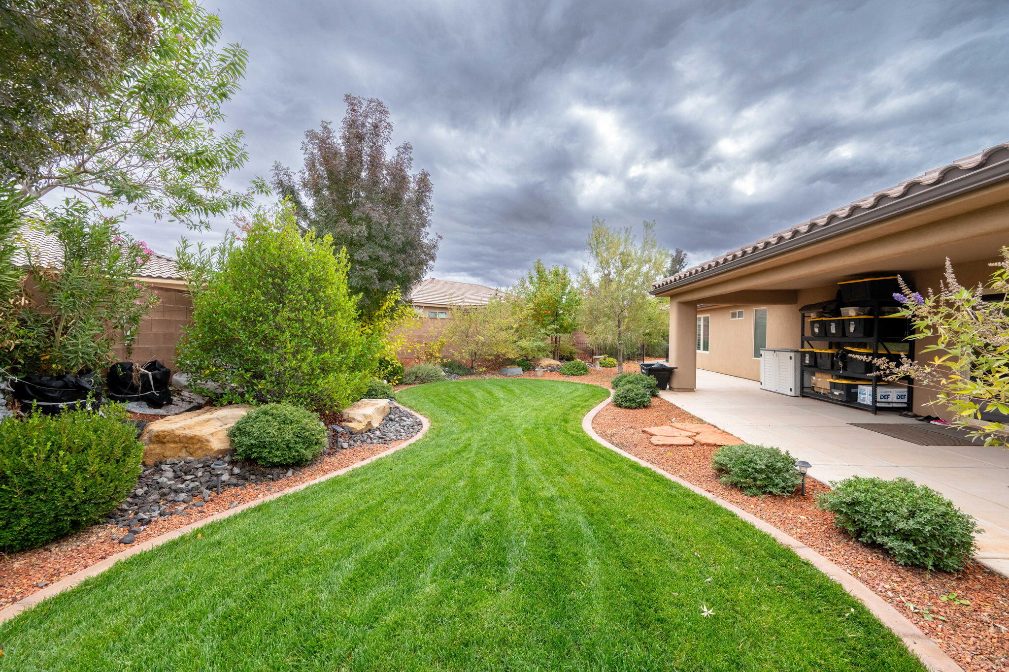 SUGAR PLUM IN THE FIELDS - Residential