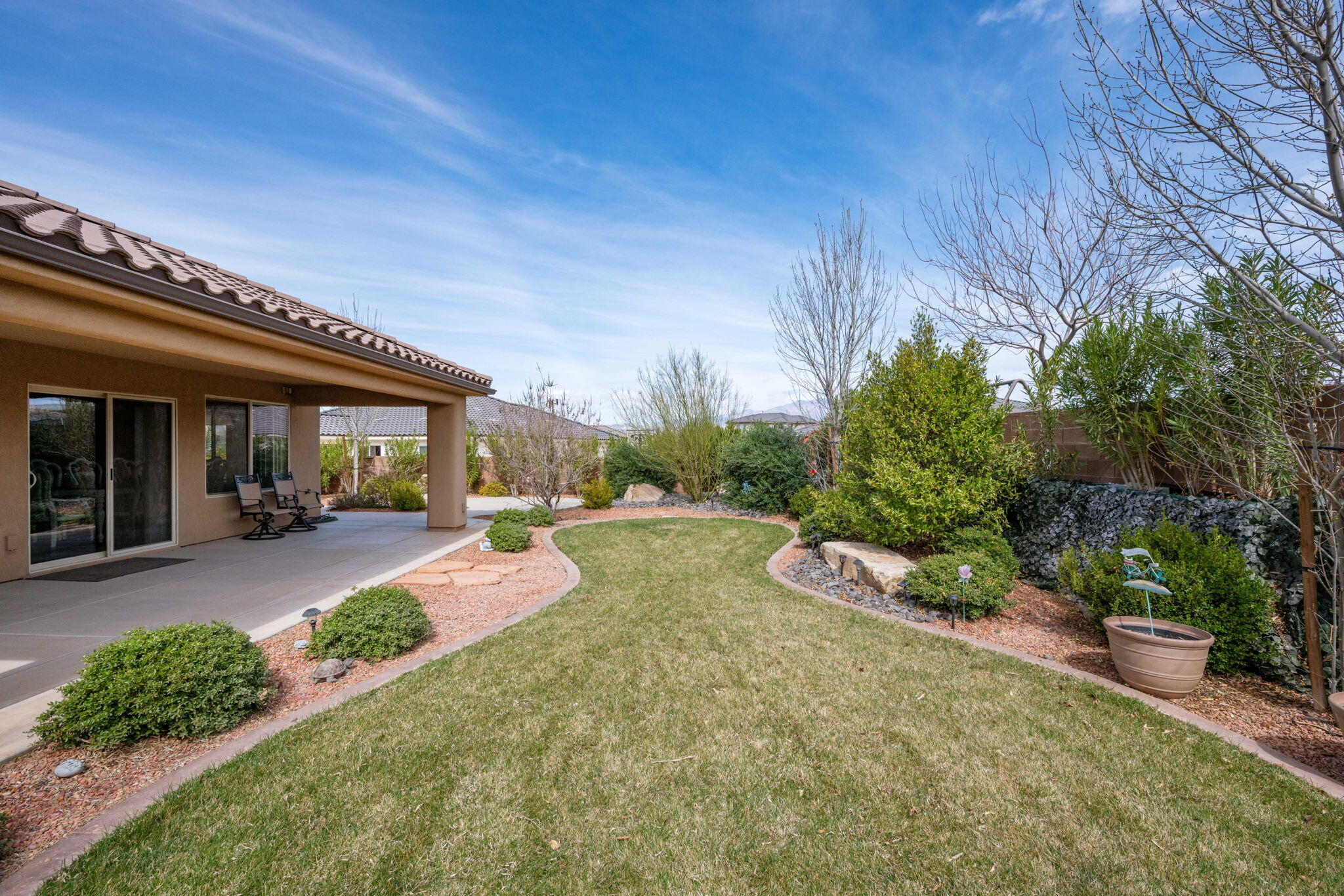 SUGAR PLUM IN THE FIELDS - Residential