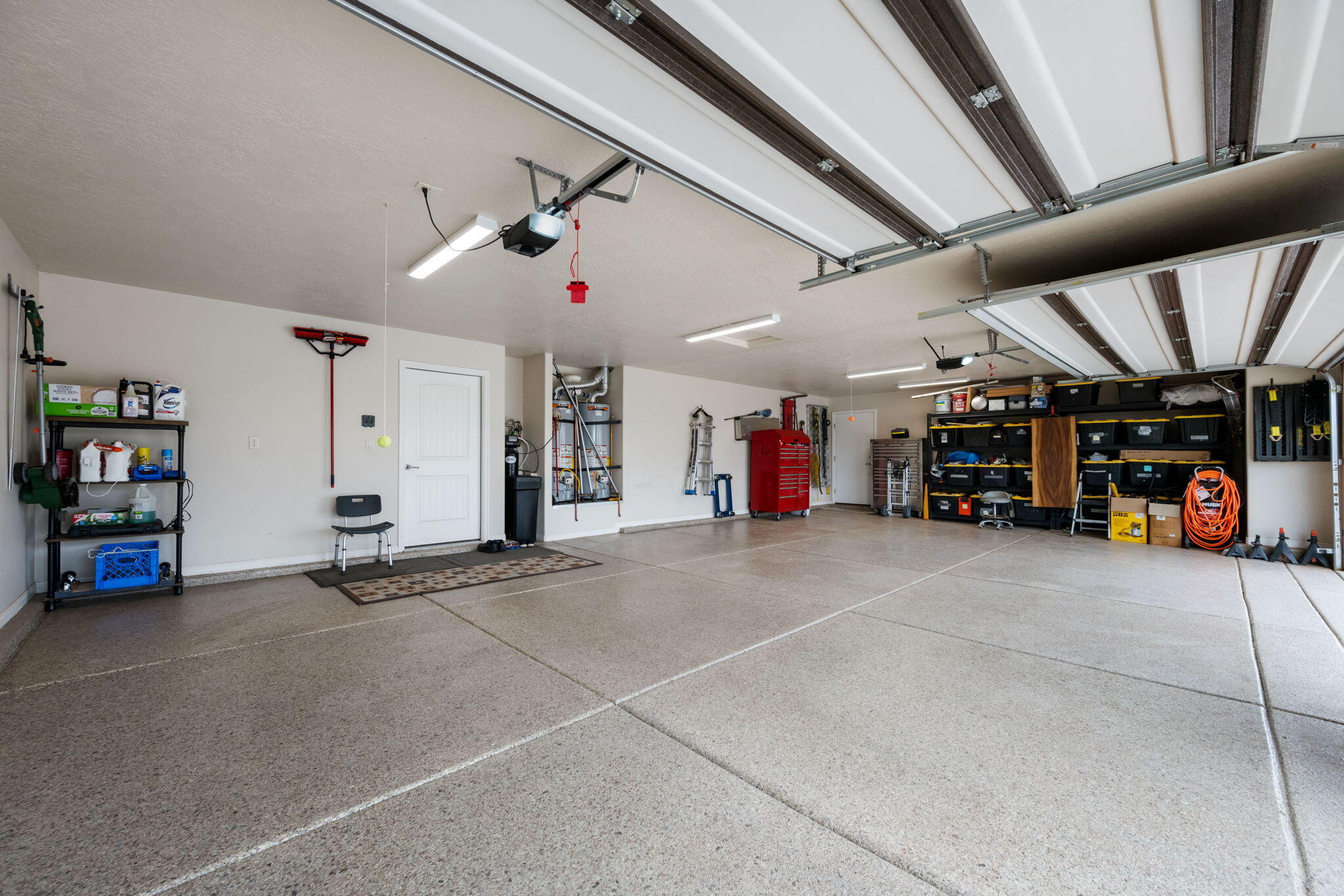 SUGAR PLUM IN THE FIELDS - Residential