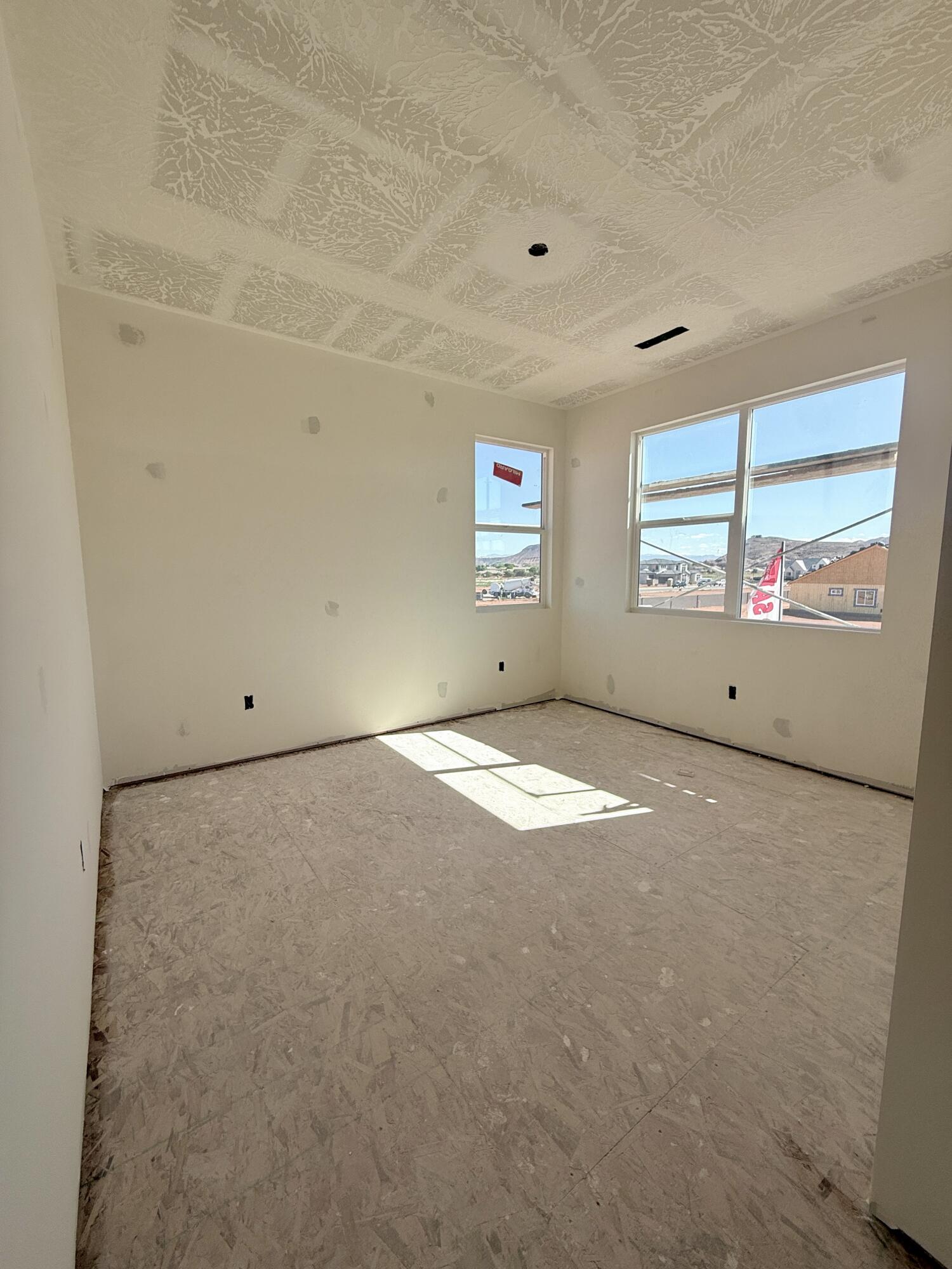 FRANKLIN FIELDS - Residential