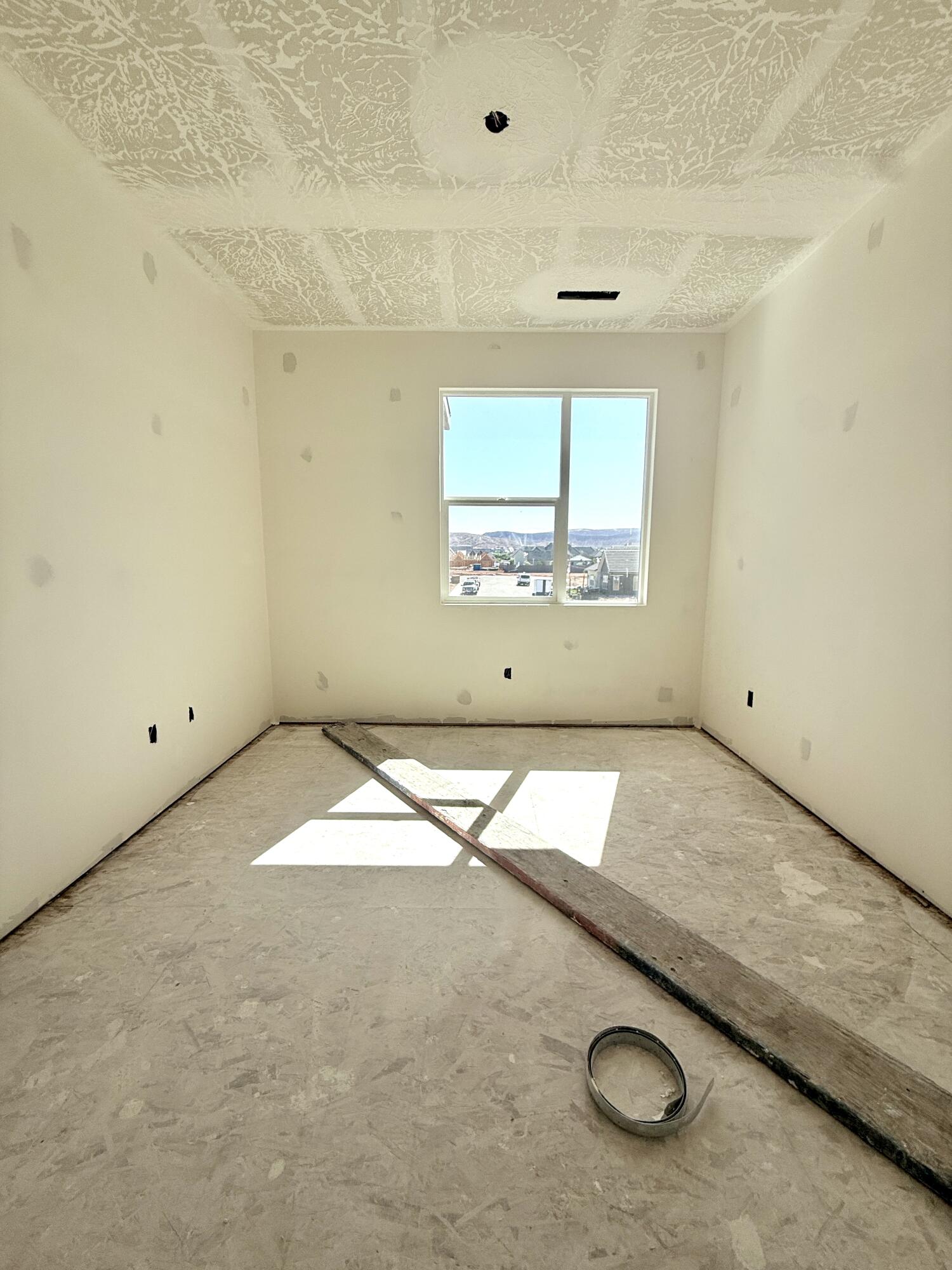 FRANKLIN FIELDS - Residential