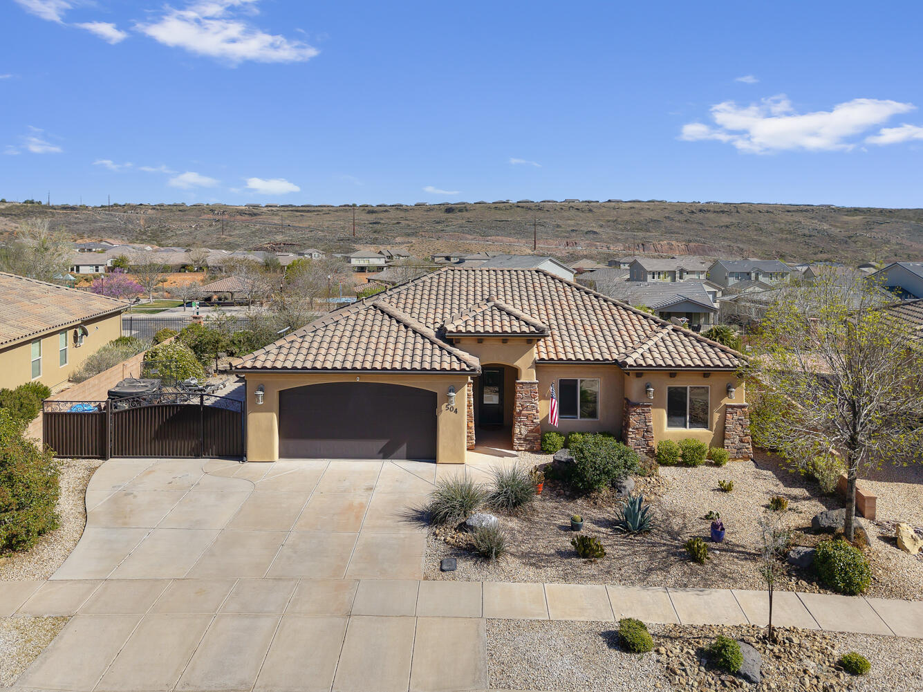 SIENNA HEIGHTS - Residential