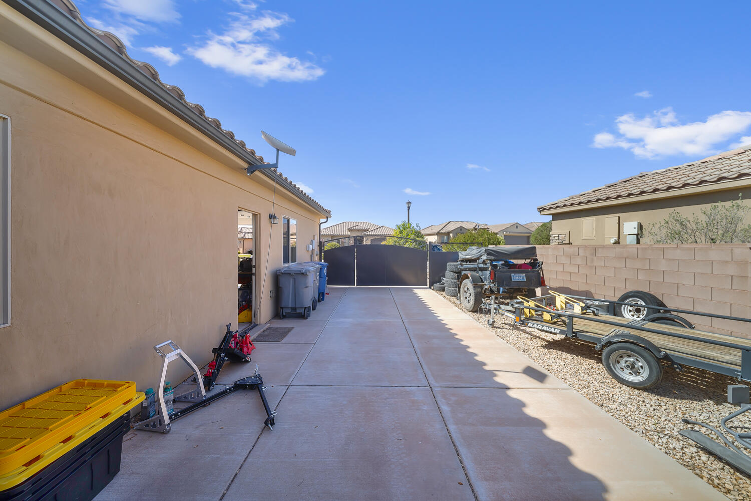 SIENNA HEIGHTS - Residential