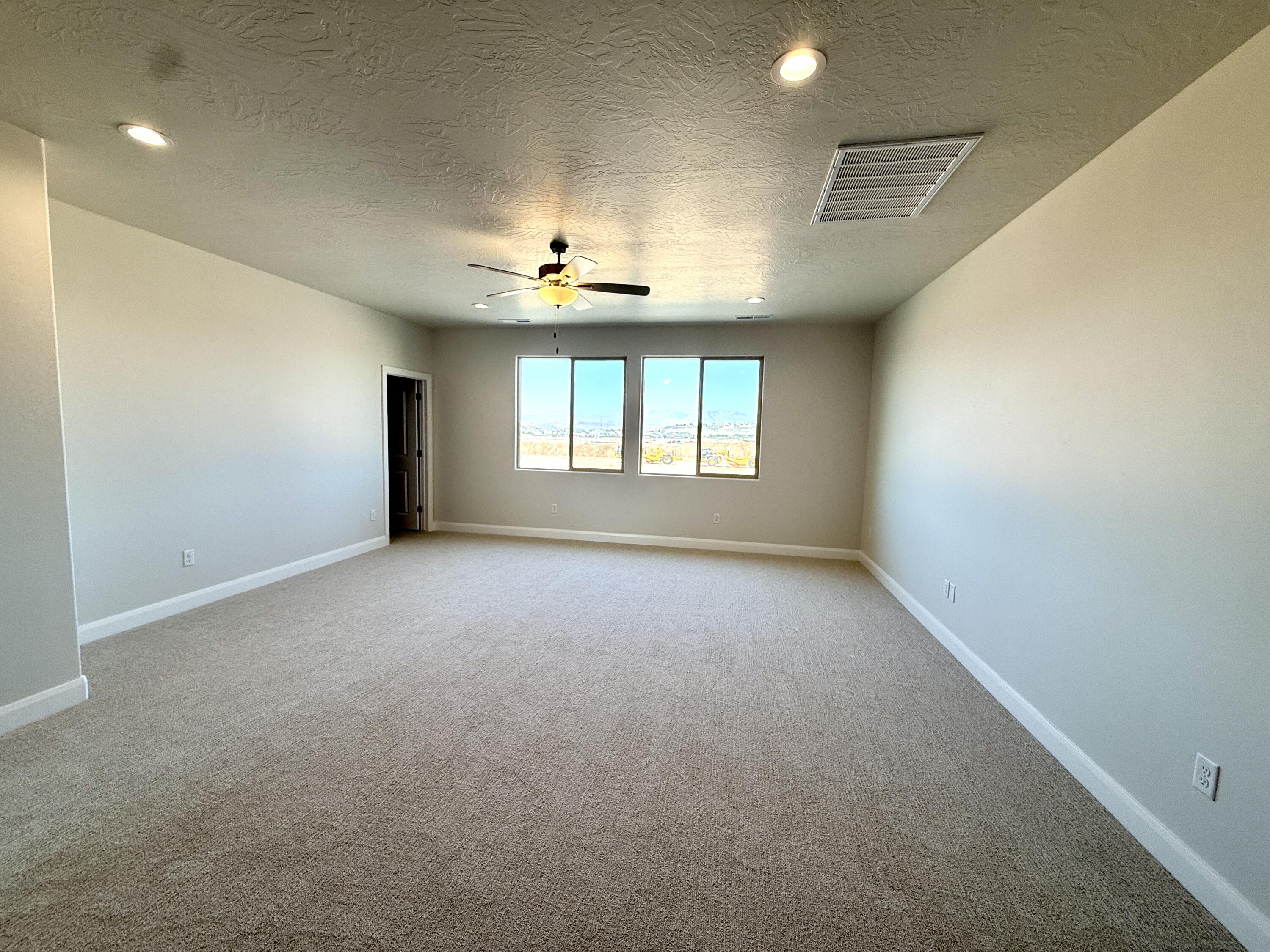 FRANKLIN FIELDS - Residential