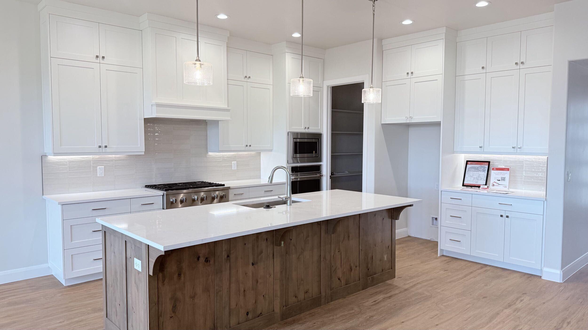 FRANKLIN FIELDS - Residential