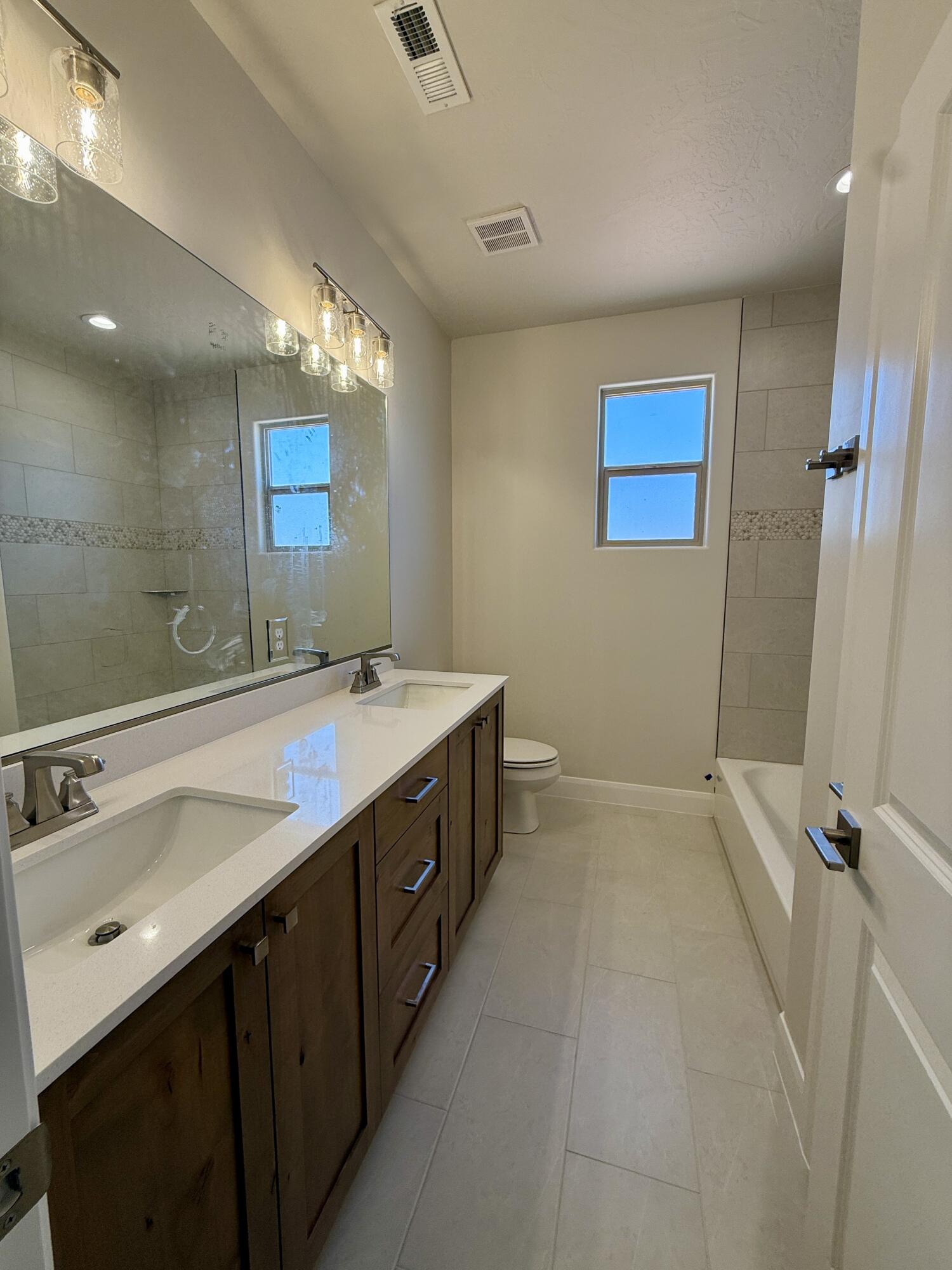 FRANKLIN FIELDS - Residential