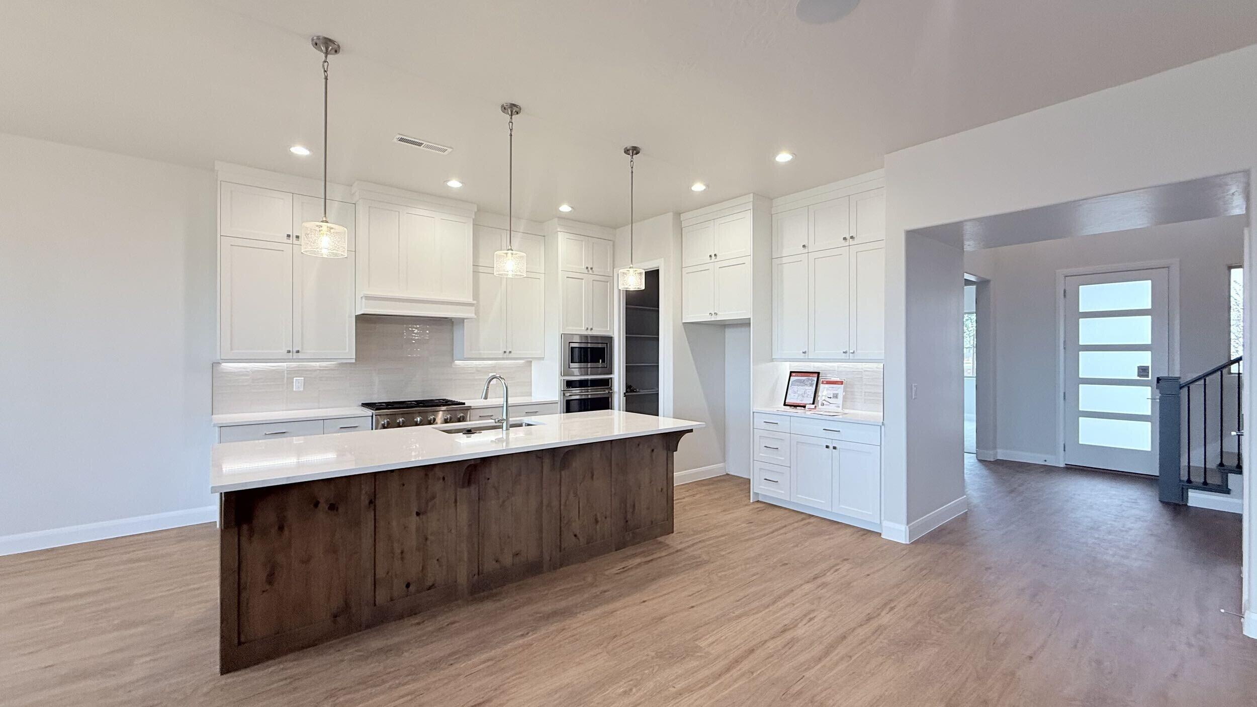 FRANKLIN FIELDS - Residential