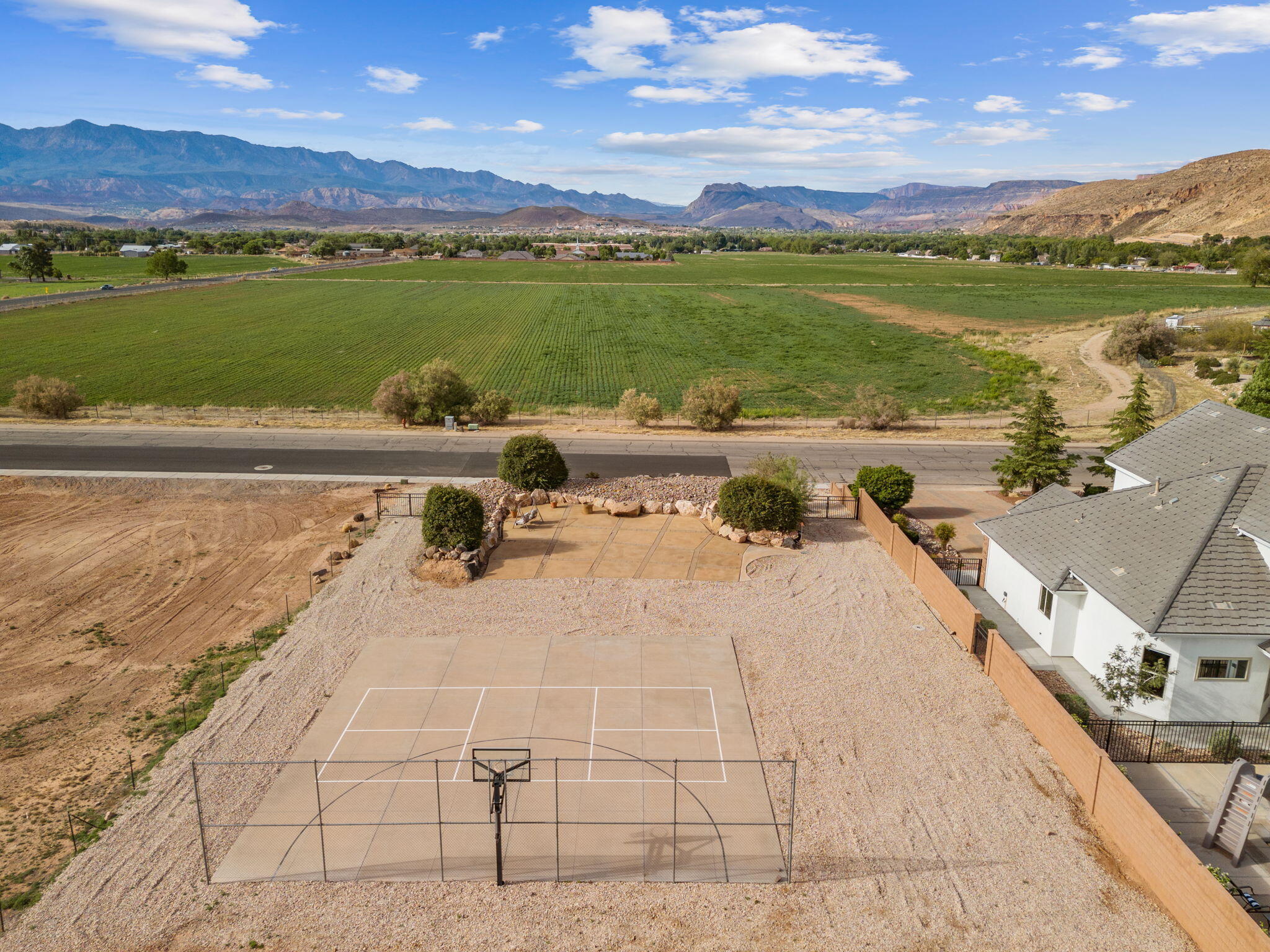 HURRICANE TOWNSITE - Residential