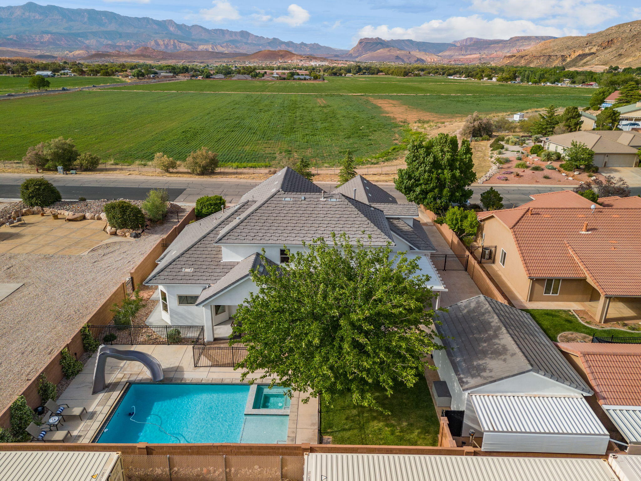 HURRICANE TOWNSITE - Residential