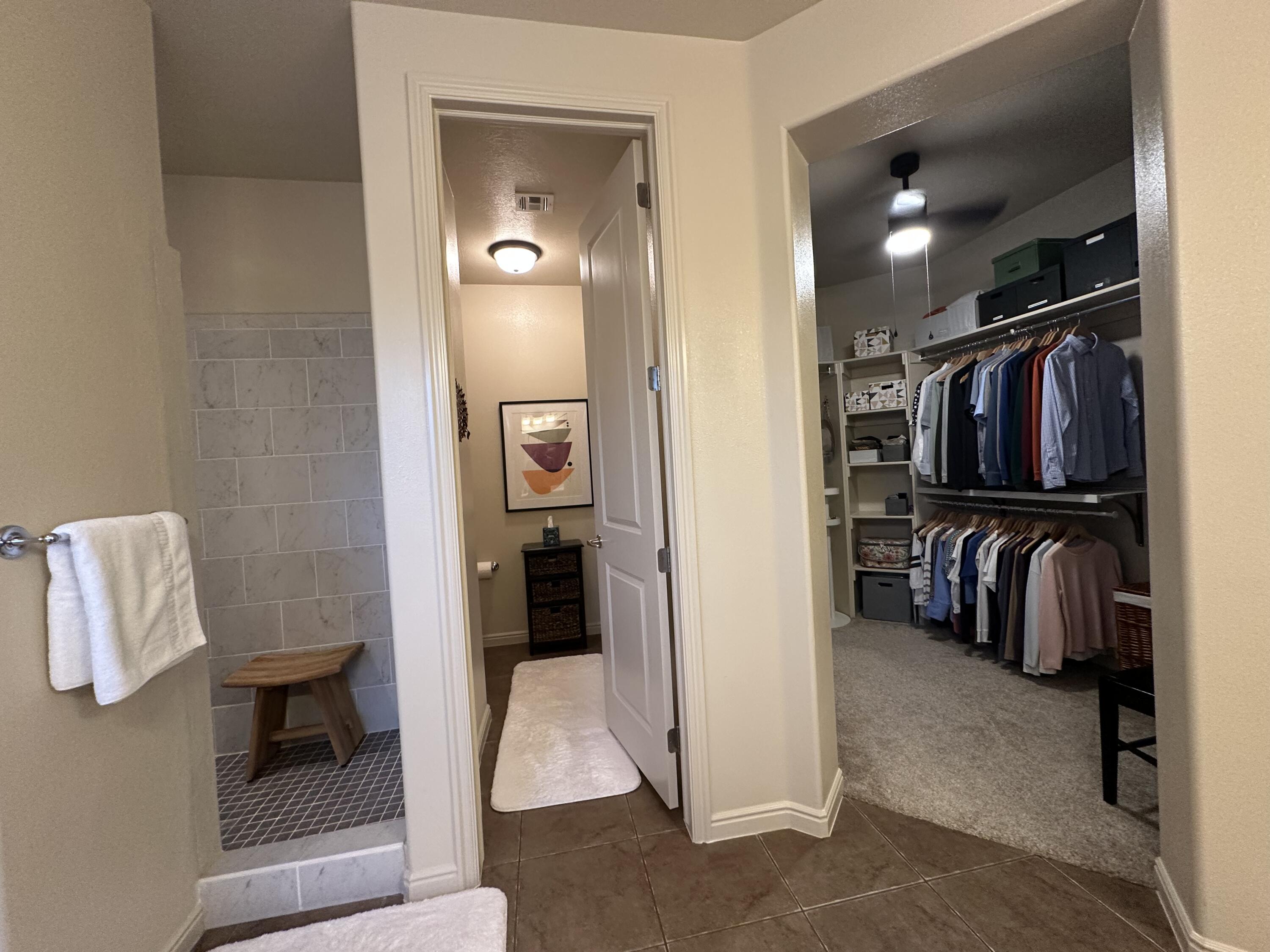 SUN CREST WEST - Residential