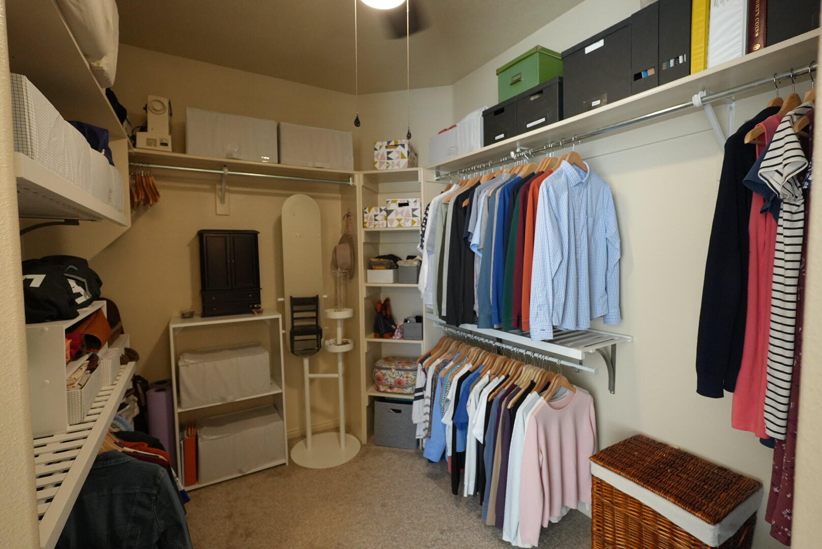 SUN CREST WEST - Residential