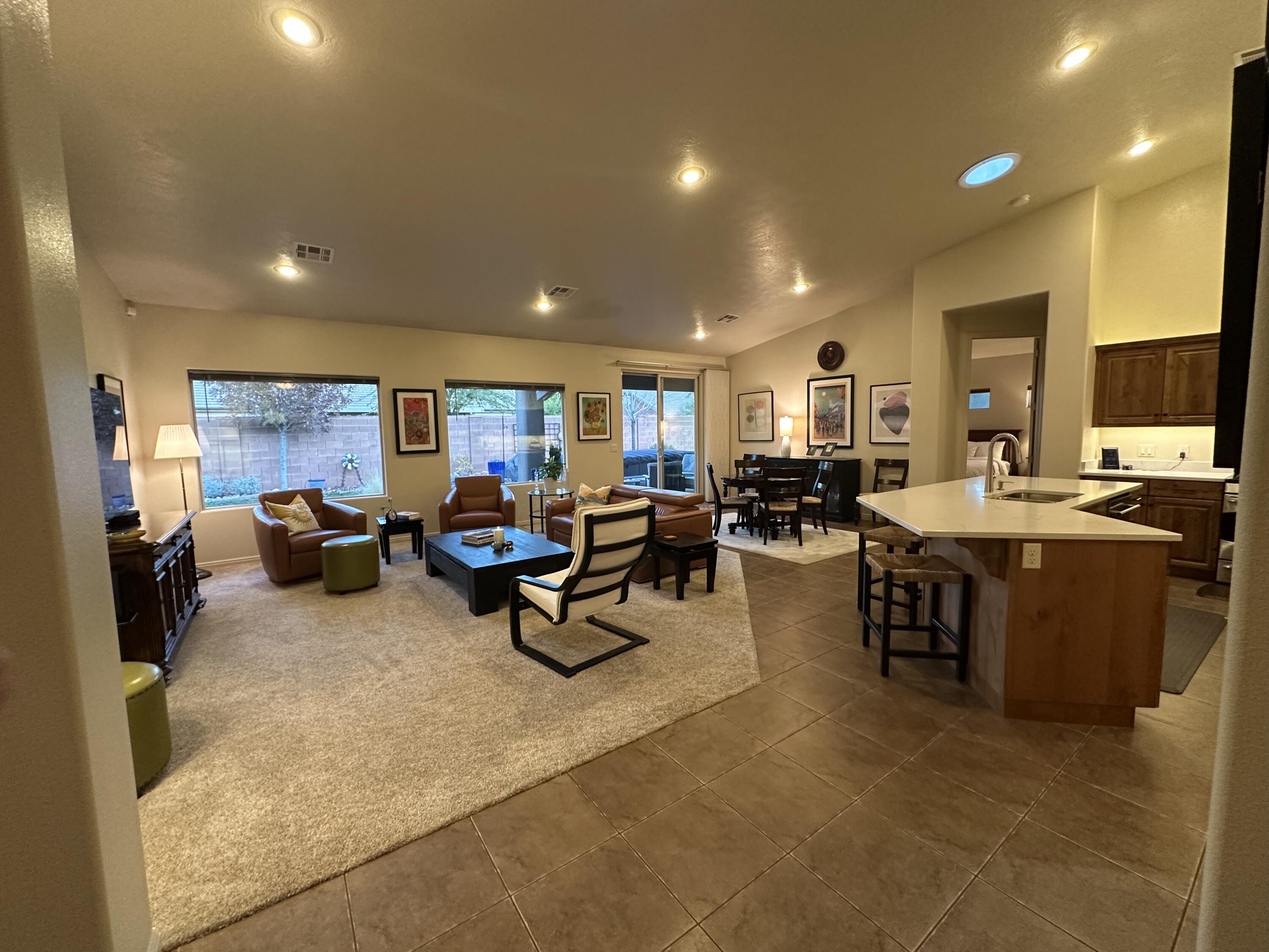 SUN CREST WEST - Residential